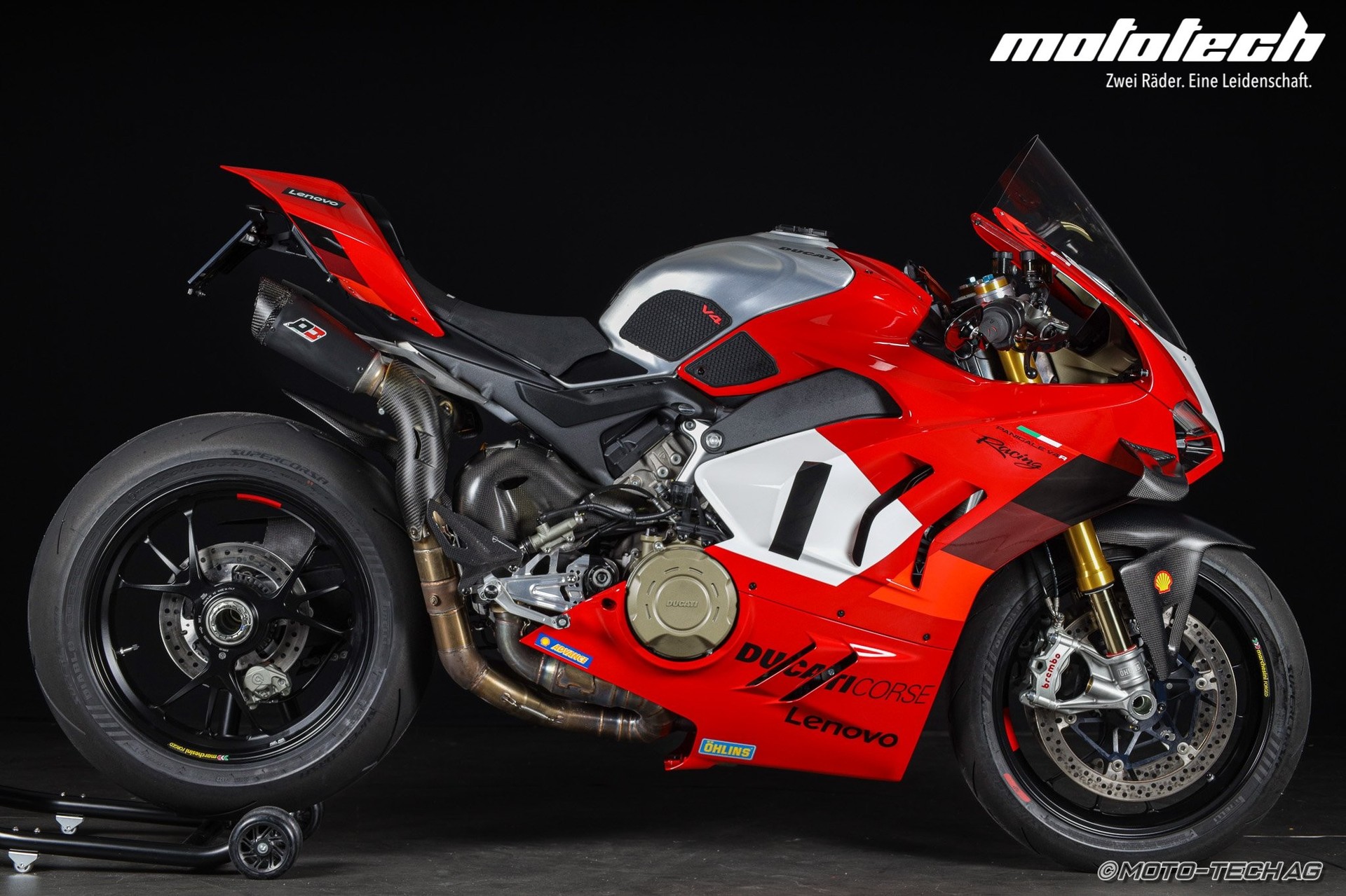DUCATI Panigale V4 R QD-showroom-element-1