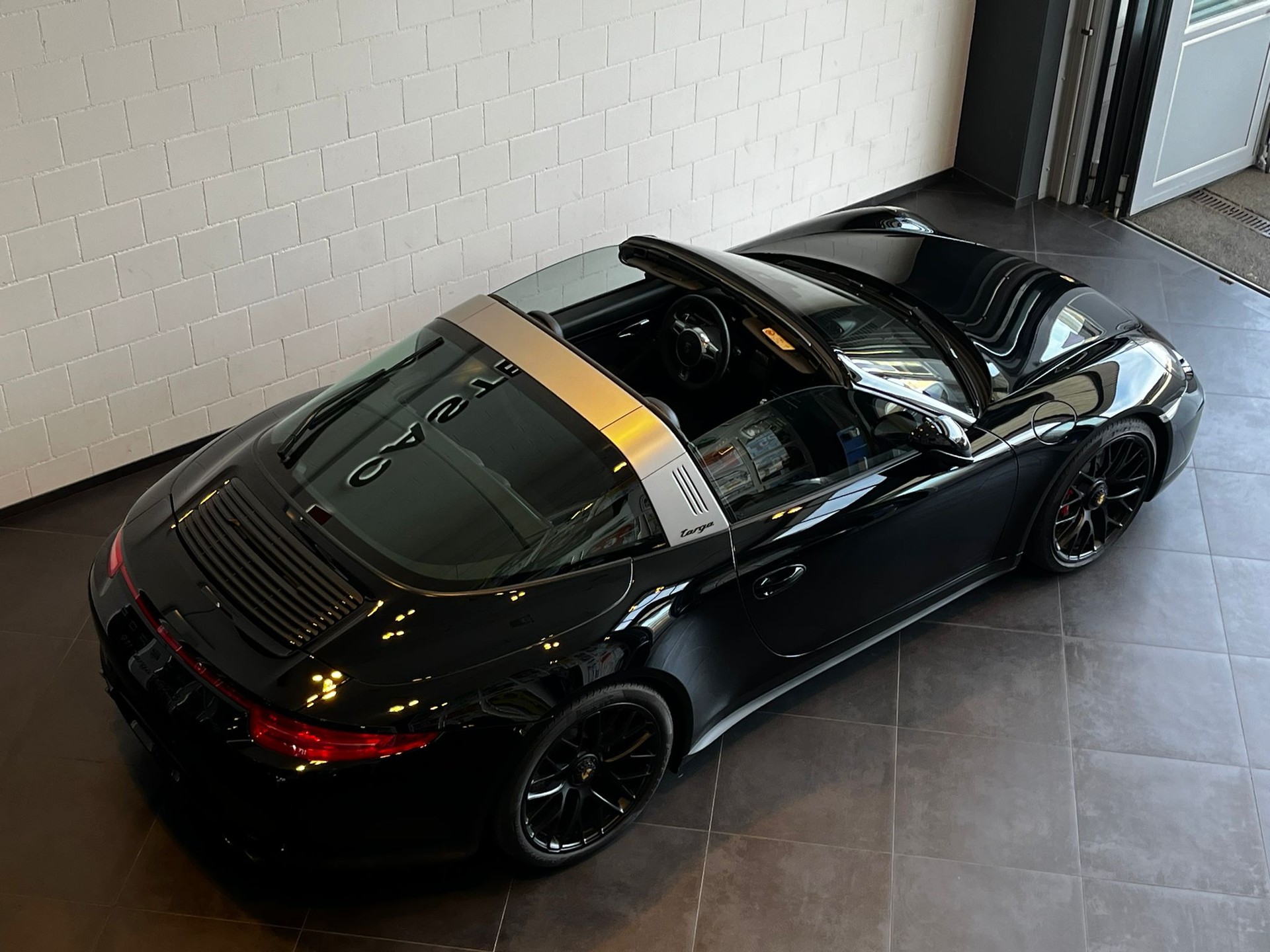 PORSCHE 911 Targa 4 GTS PDK-image-13
