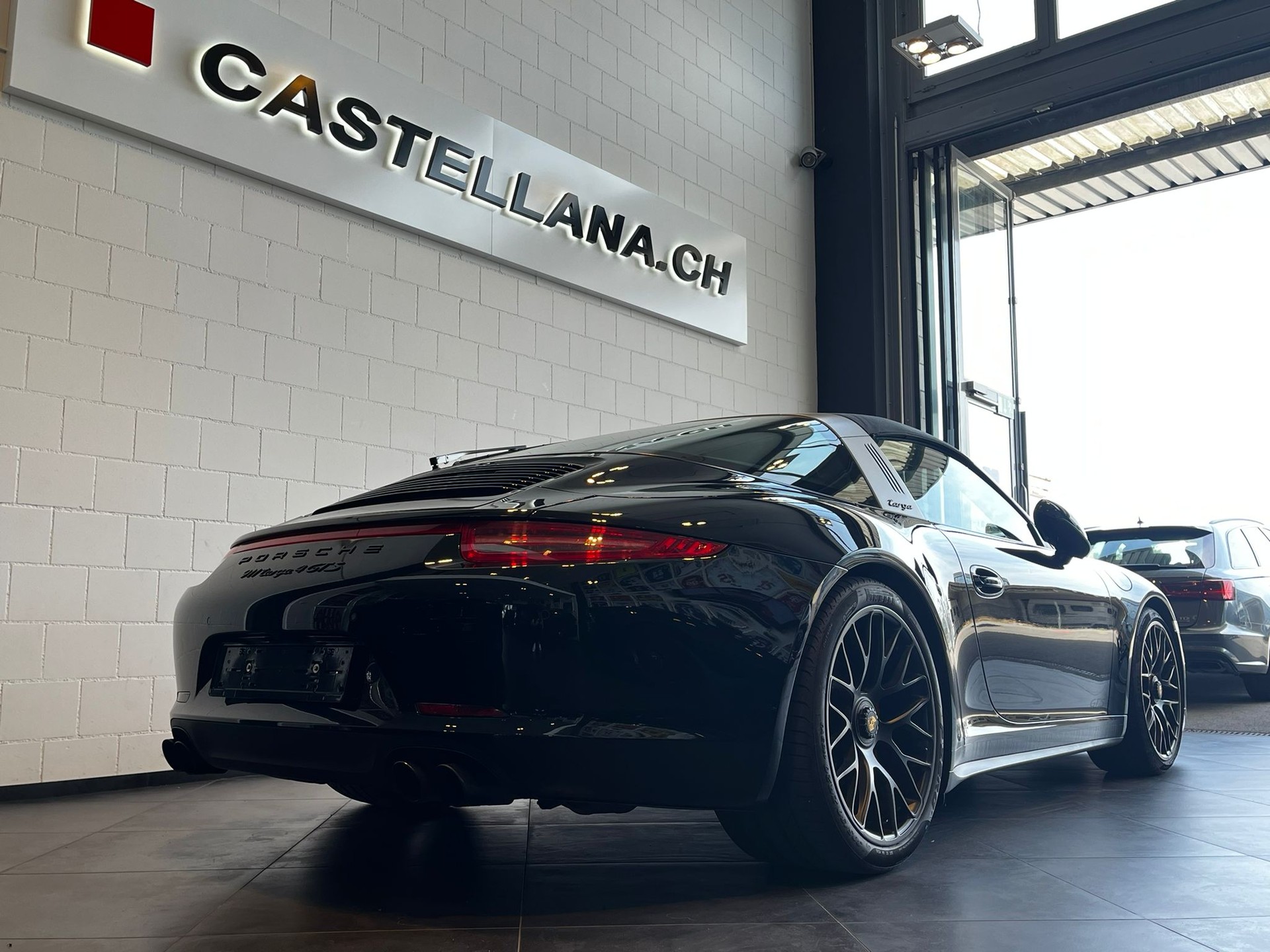 PORSCHE 911 Targa 4 GTS PDK-image-10