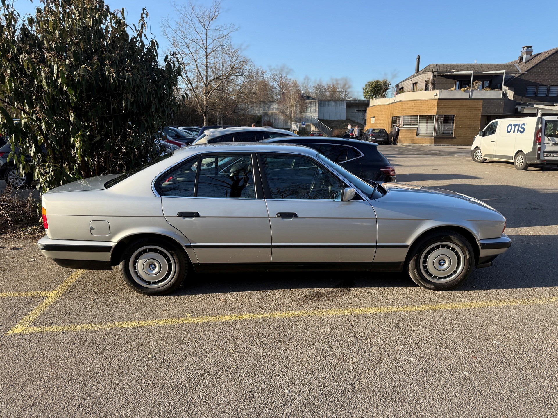 BMW 520 i-image-1