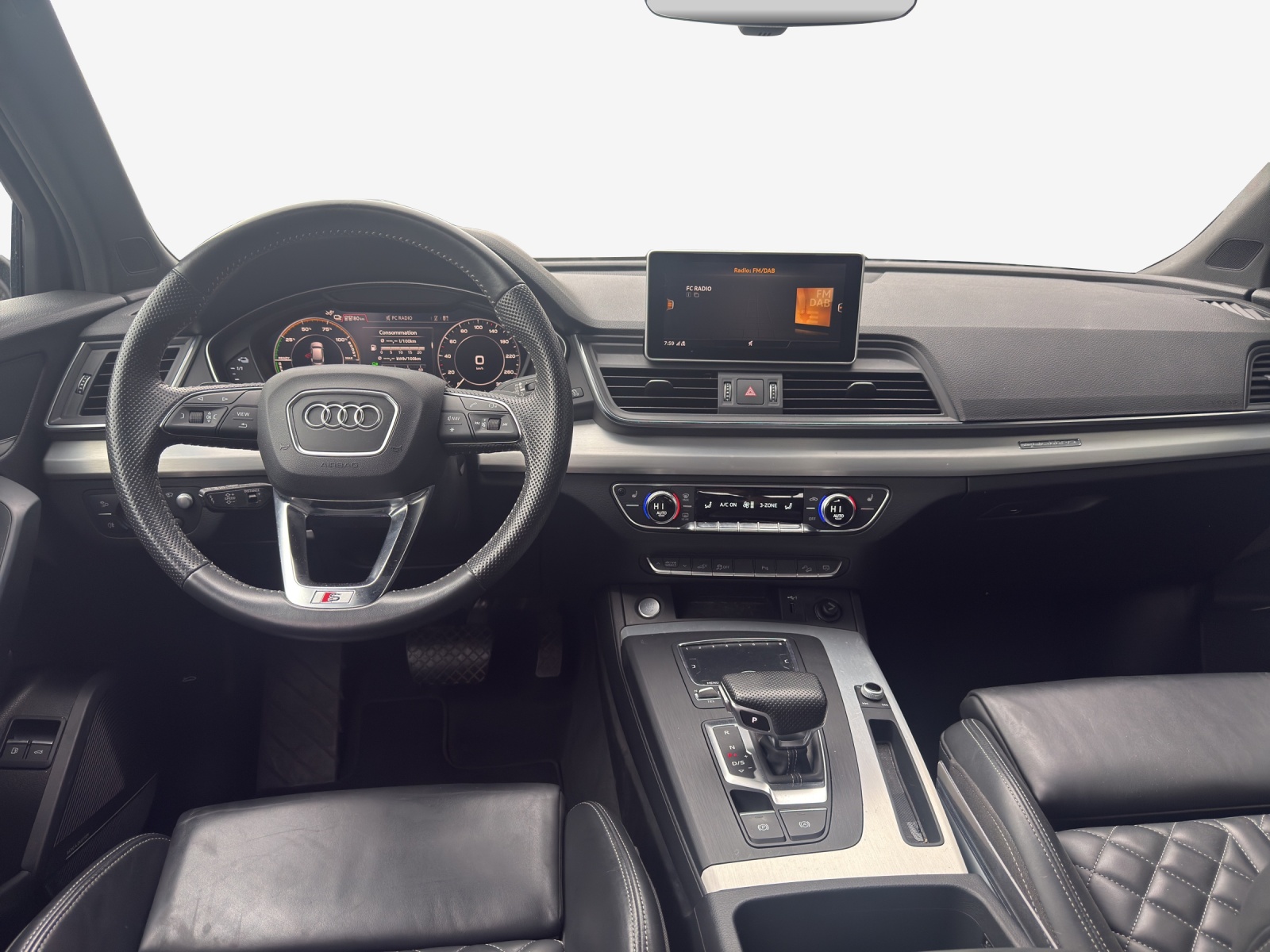 AUDI Q5 55 TFSI e sport quattro-image-9