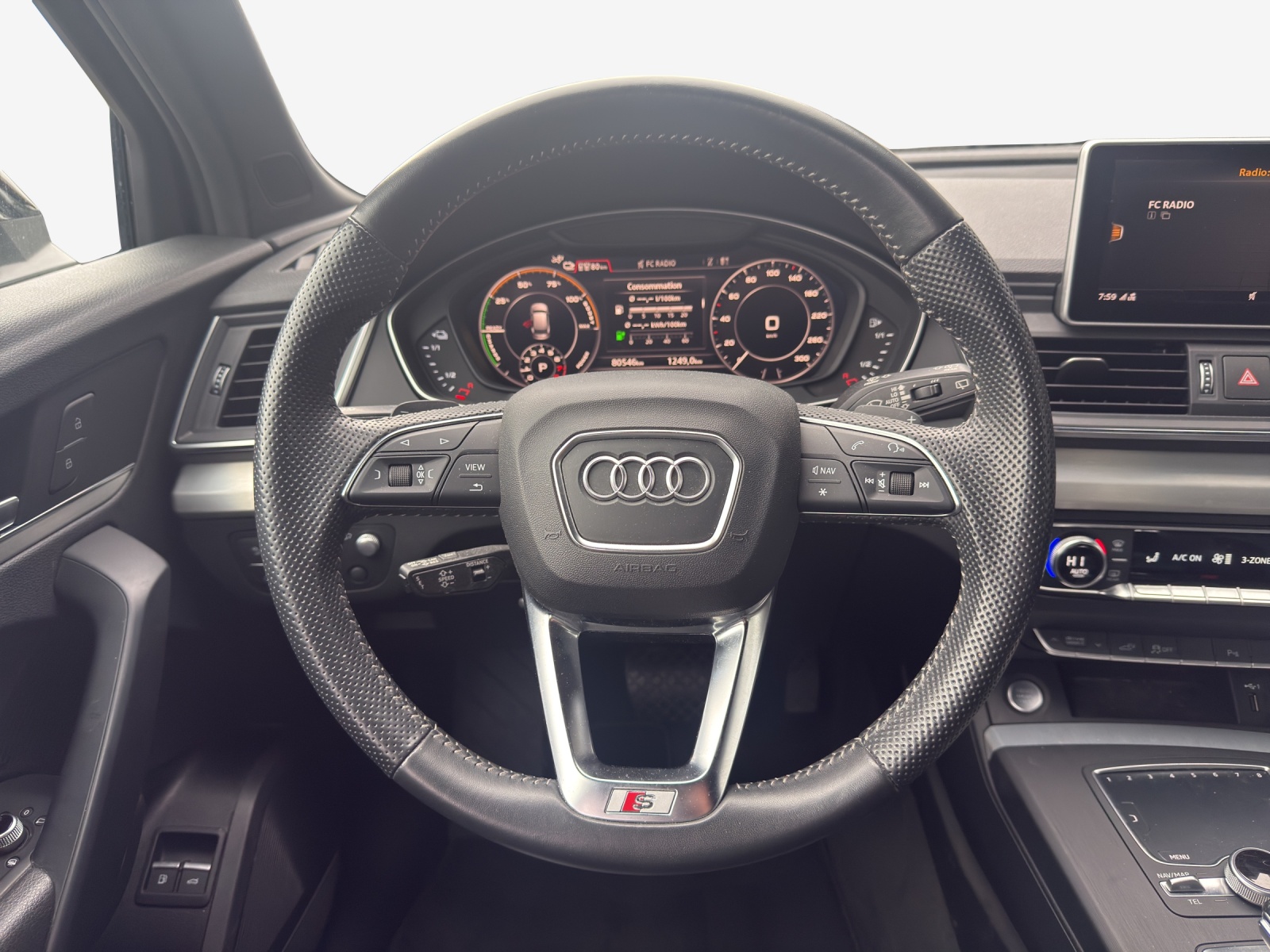 AUDI Q5 55 TFSI e sport quattro-image-10
