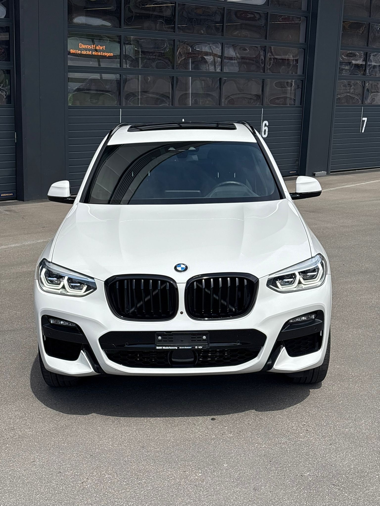 BMW X3 xDrive 20d Individual M Sport | Panorama | Head-Up | 360° Kamera | CH-Fahrzeug-image-1