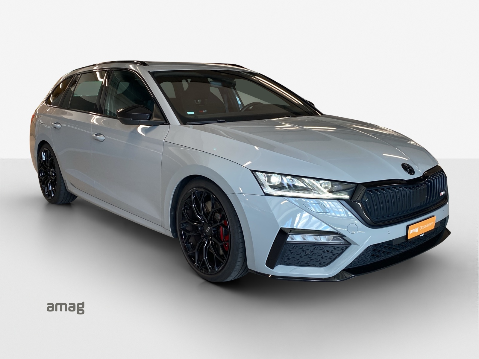 SKODA Octavia Combi 2.0 TSI DSG RS-image-5