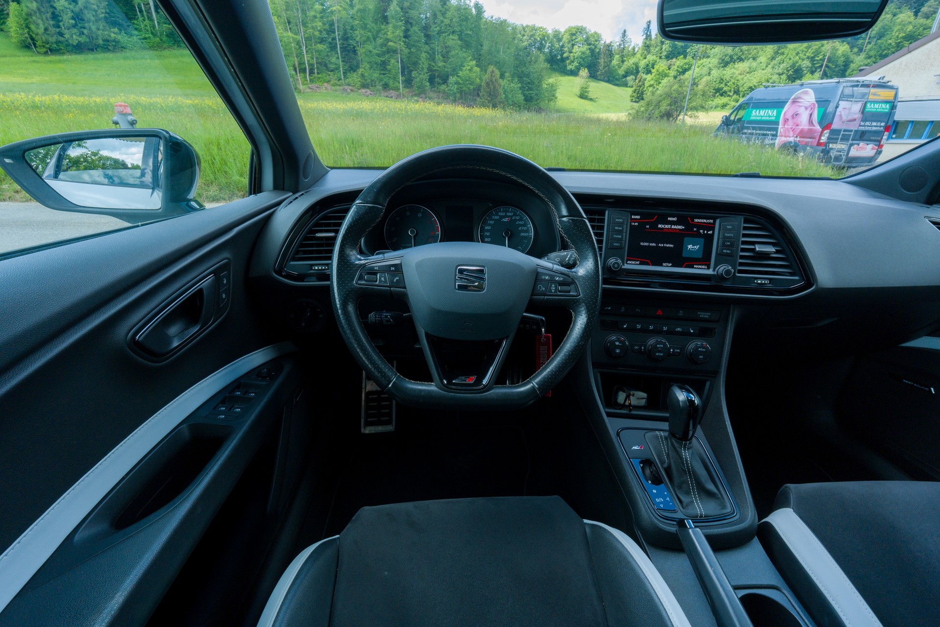 SEAT Leon ST 2.0 TSI 290 Cupra DSG-image-4