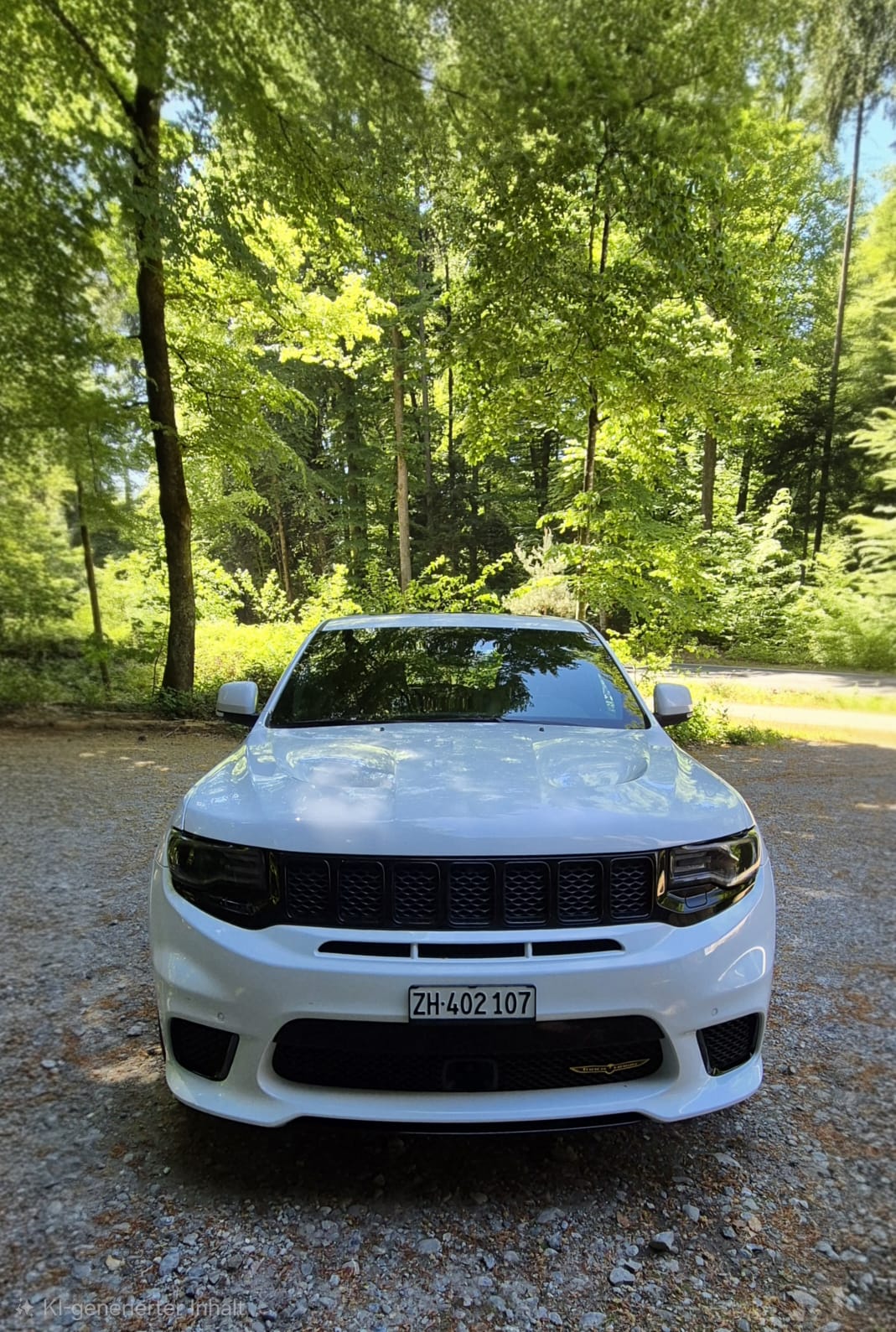 JEEP 6.2 V8 HEMI Trackhawk-image-3