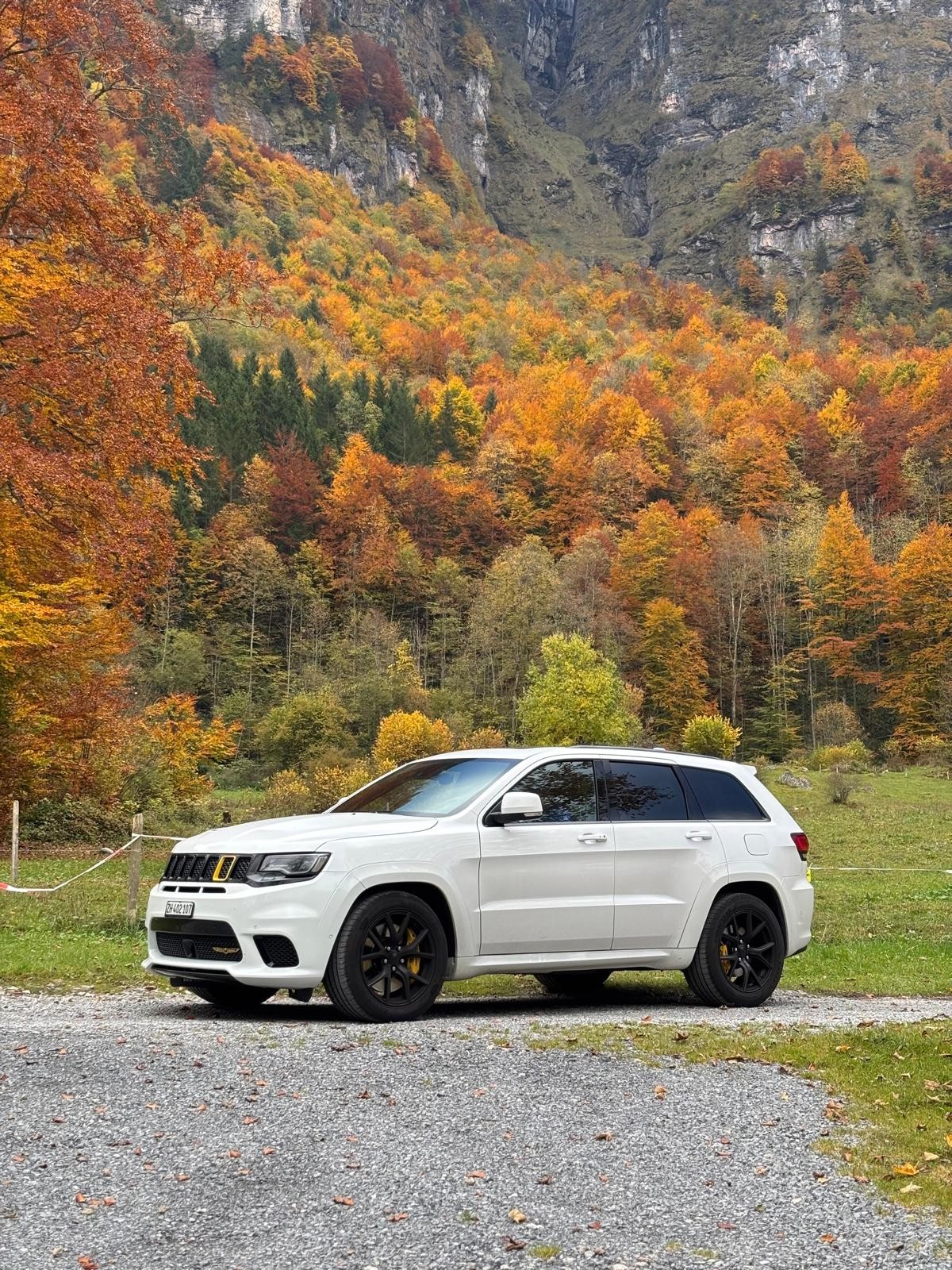 JEEP 6.2 V8 HEMI Trackhawk-image-0