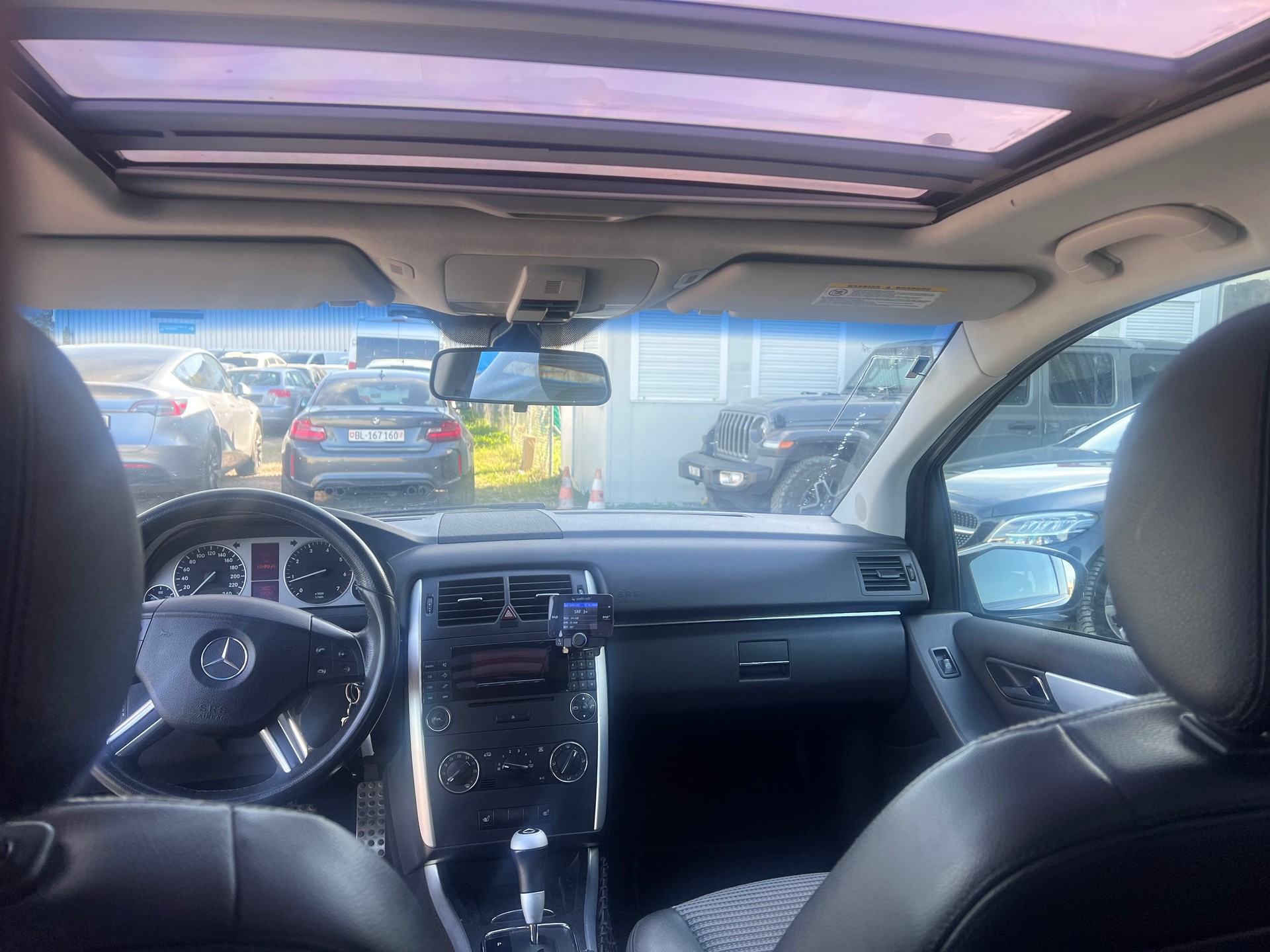 MERCEDES-BENZ B 200-image-6