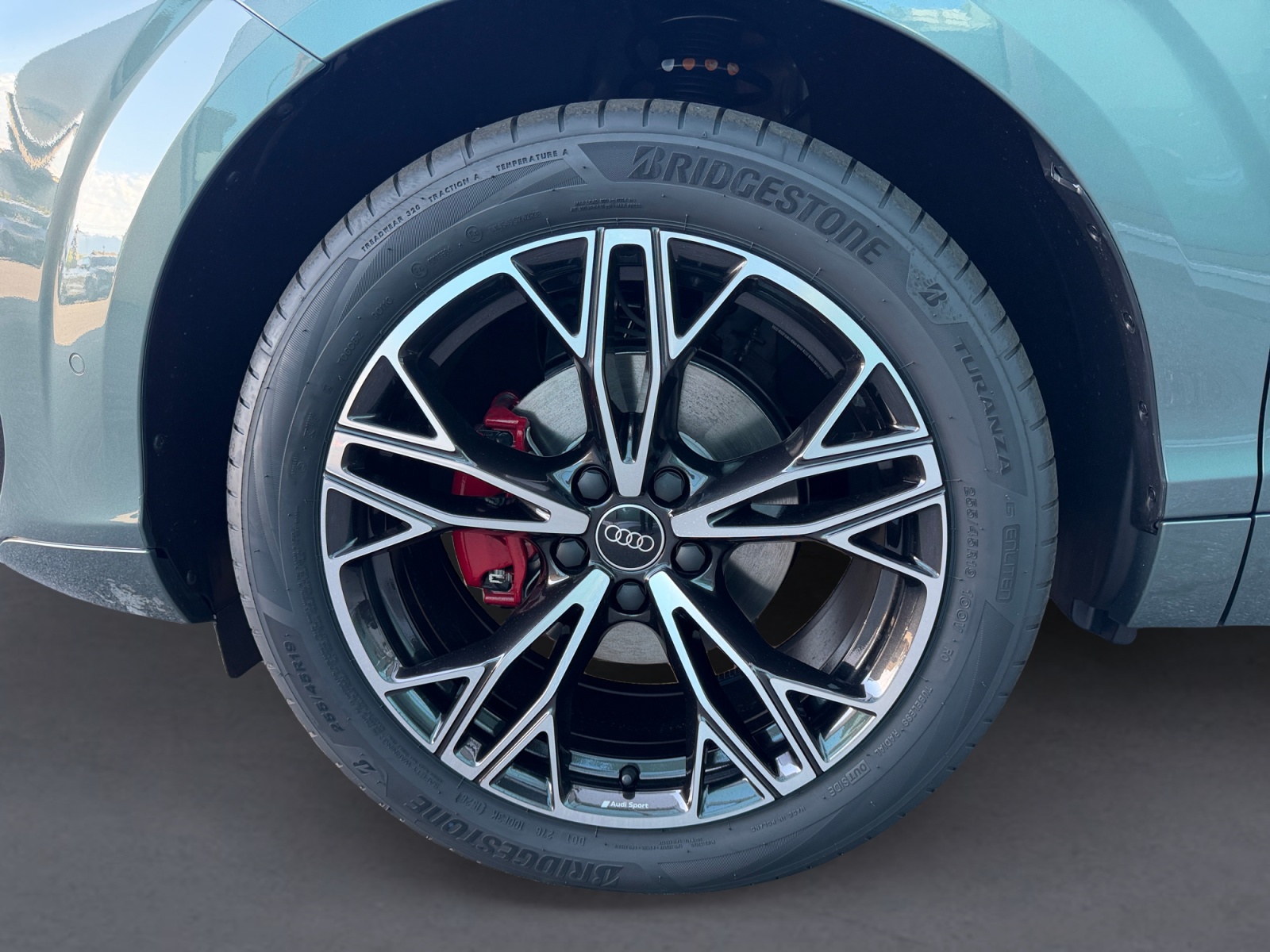 AUDI Q3 Sportback 110 kW TFSI S tronic-image-11