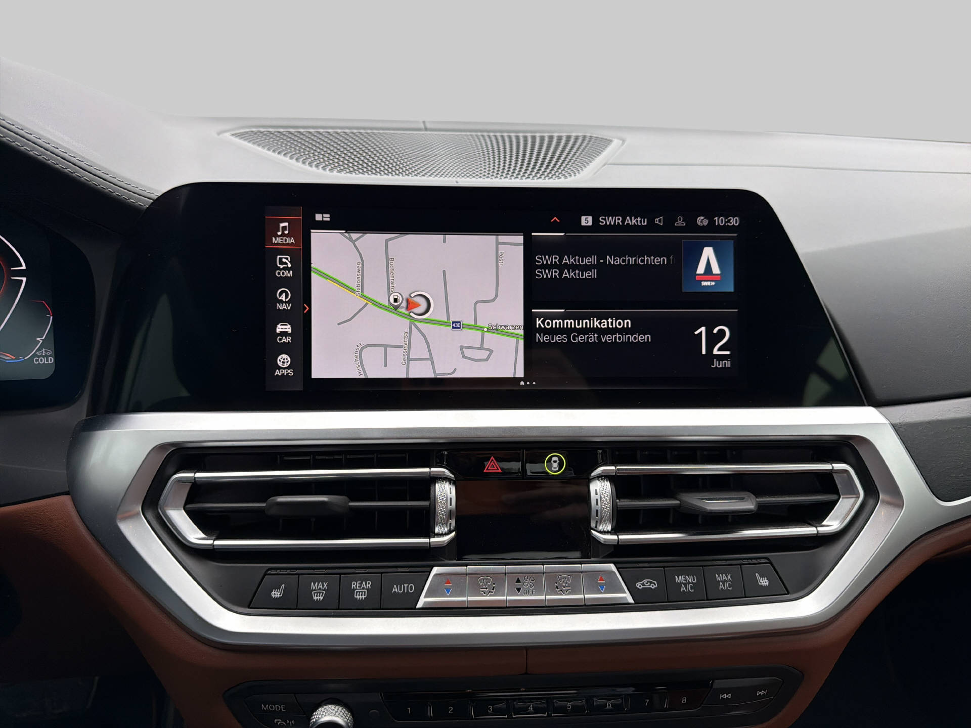 BMW M440i Cabrio xDrive-image-9