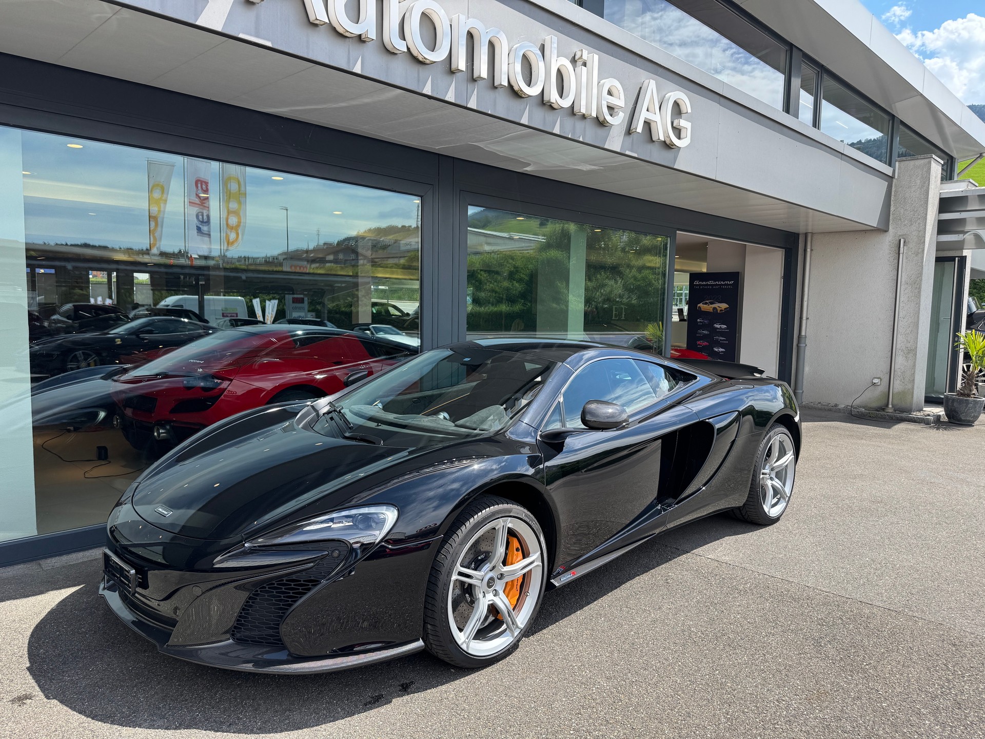 McLAREN 650S Coupé 3.8 V8-image-9
