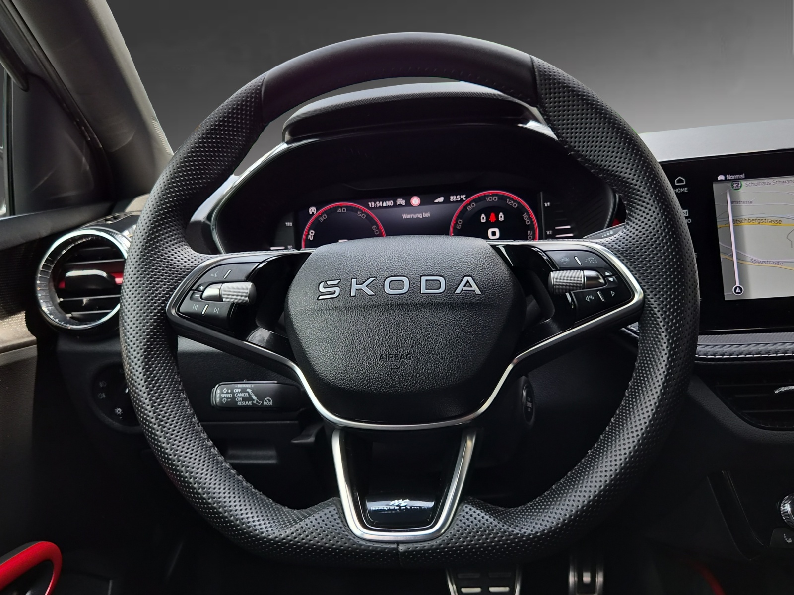 SKODA Fabia 1.0 TSI Monte Carlo DSG-image-8