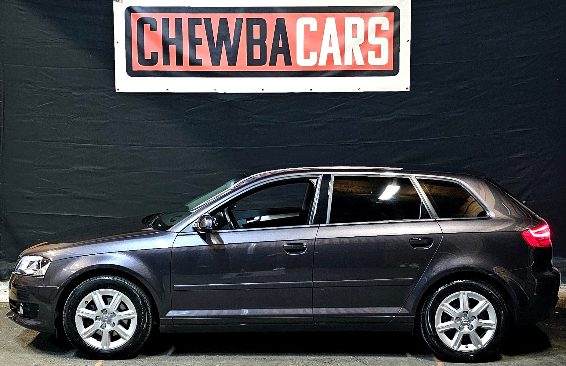 AUDI A3 Sportback 1.4 TFSI Attraction-image-1
