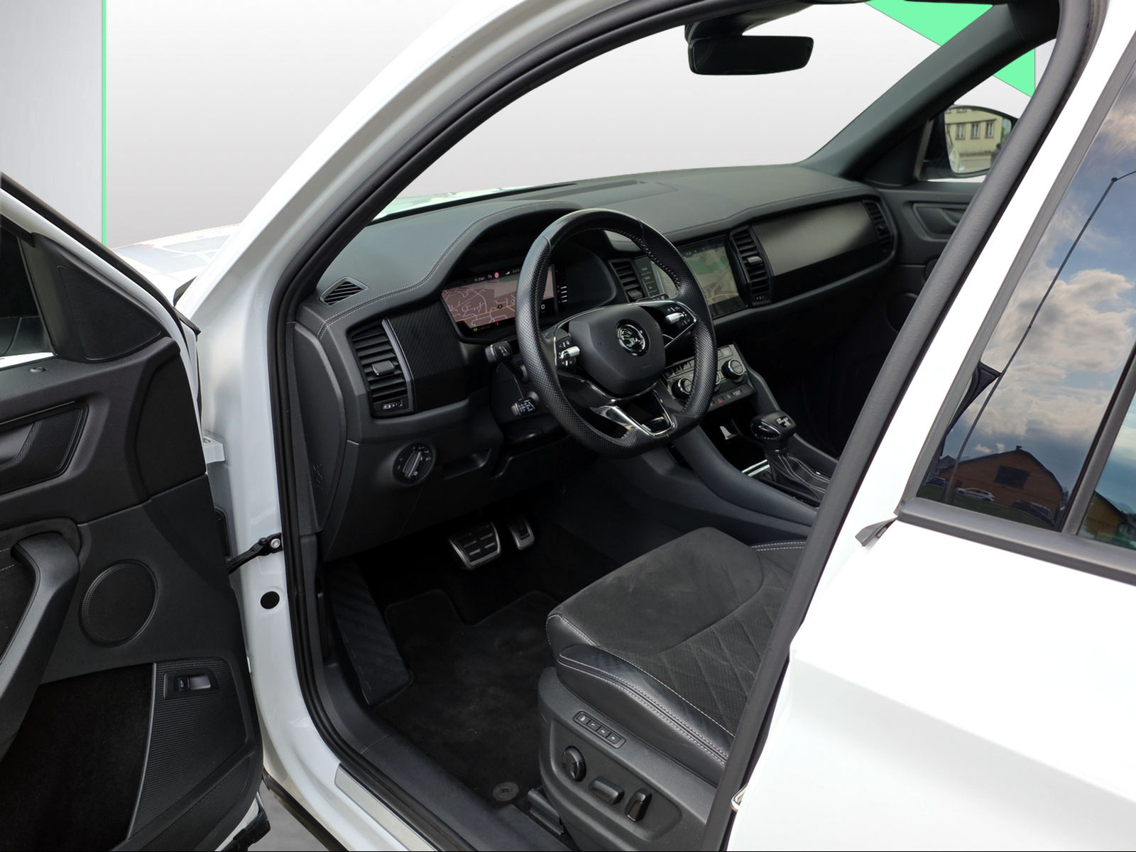 SKODA Kodiaq 2.0 TDI CR SportLine 4x4 DSG-image-5