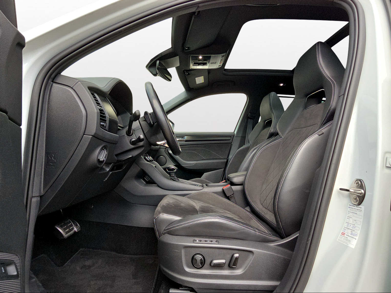 SKODA Kodiaq 2.0 TDI CR SportLine 4x4 DSG-image-6