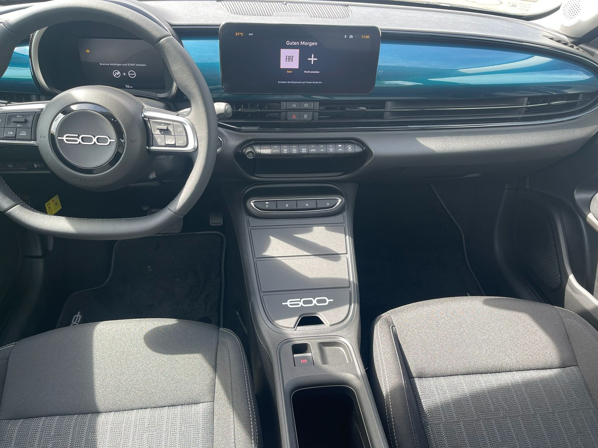 FIAT 600 1.2 Hybrid Icon Swiss Edition-image-7