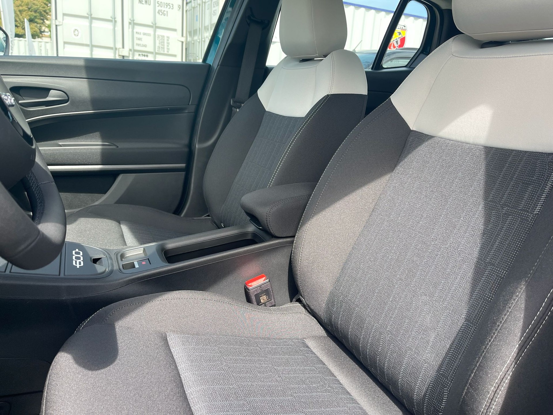 FIAT 600 1.2 Hybrid Icon Swiss Edition-image-10