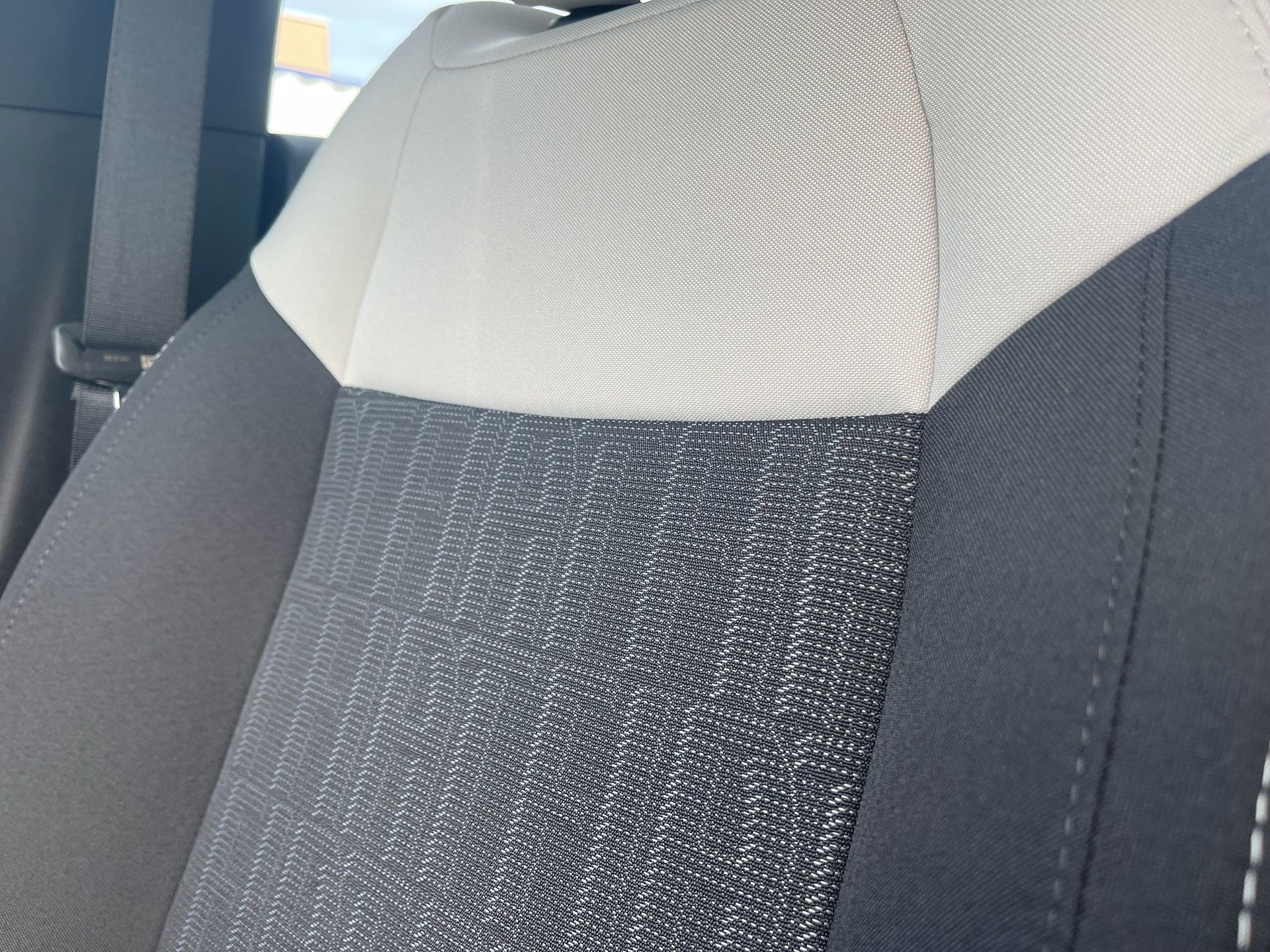 FIAT 600 1.2 Hybrid Icon Swiss Edition-image-11
