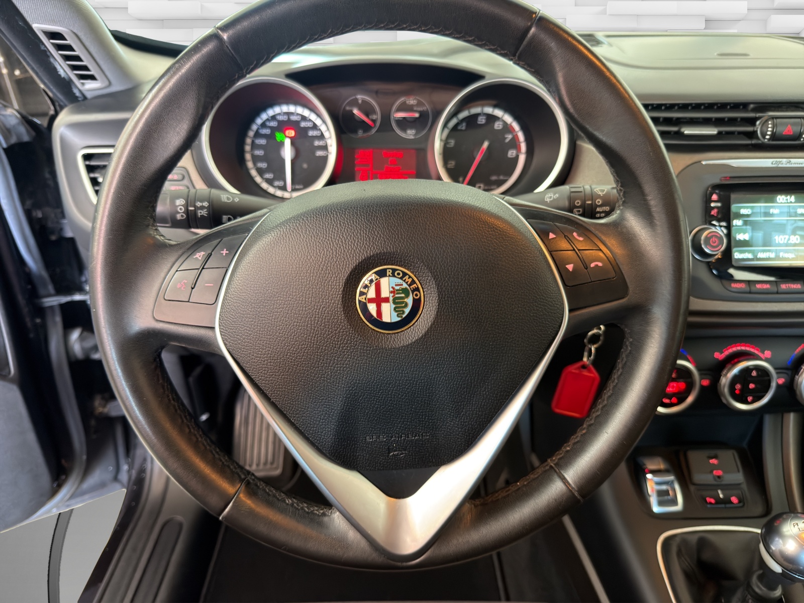 ALFA ROMEO Giulietta 1.4 MultiAir Distinctive-image-9