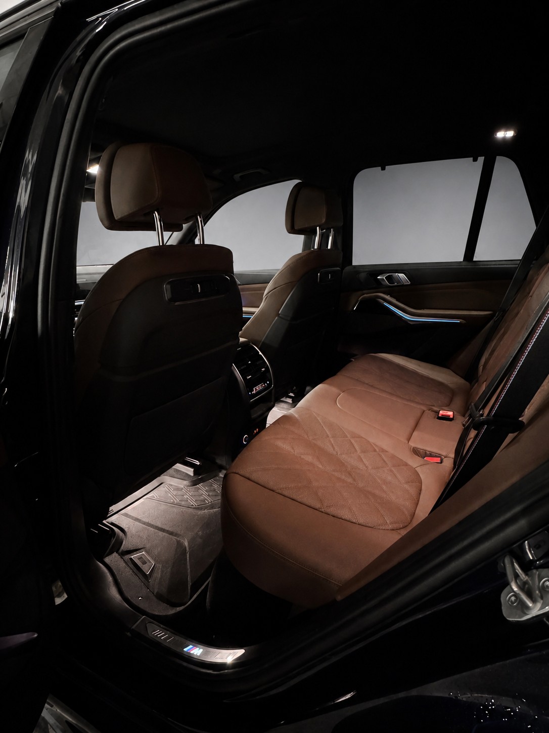 BMW xDrive 50e MSportPro Steptronic-image-4