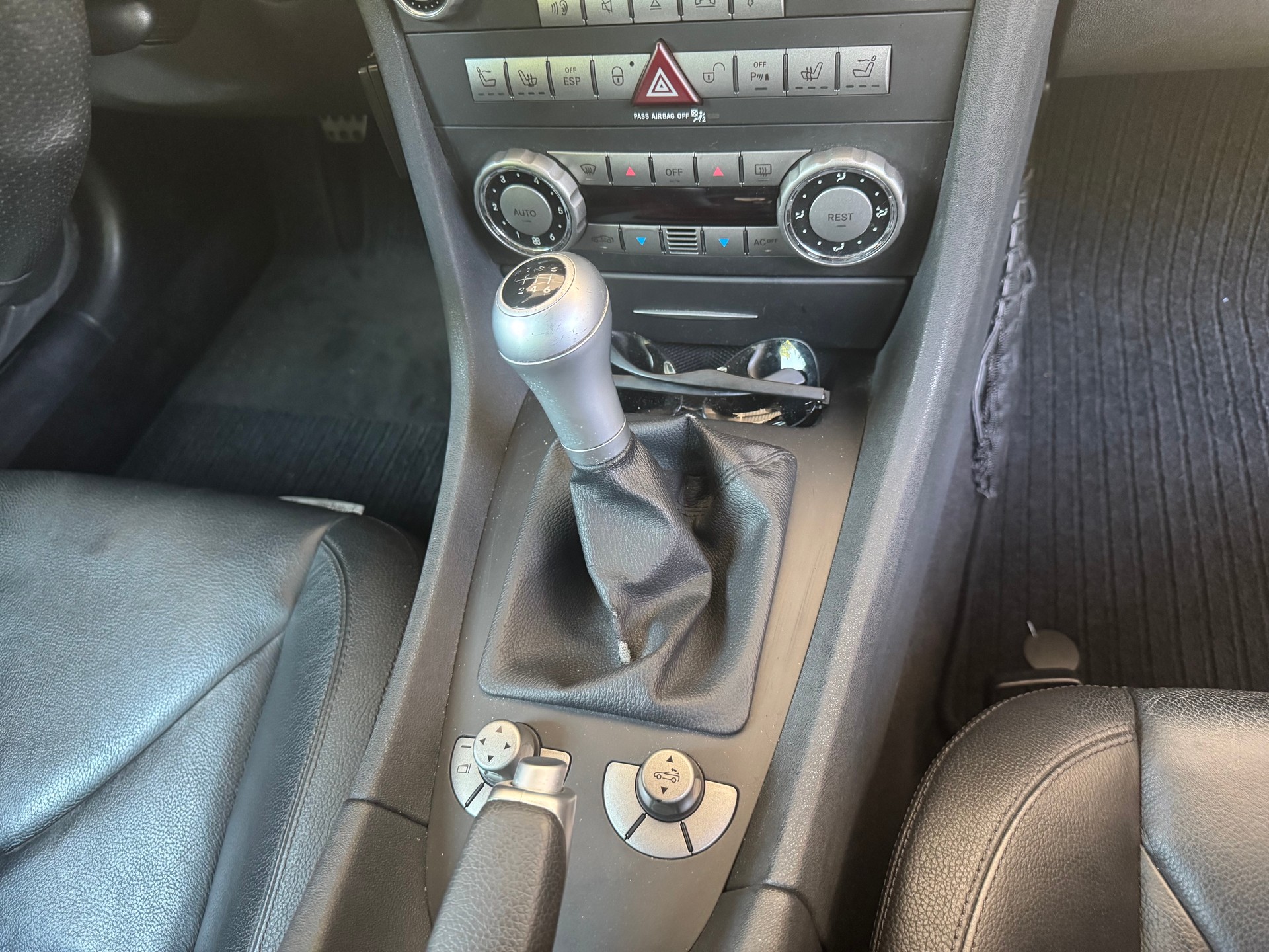 MERCEDES-BENZ SLK 350 V6-image-16