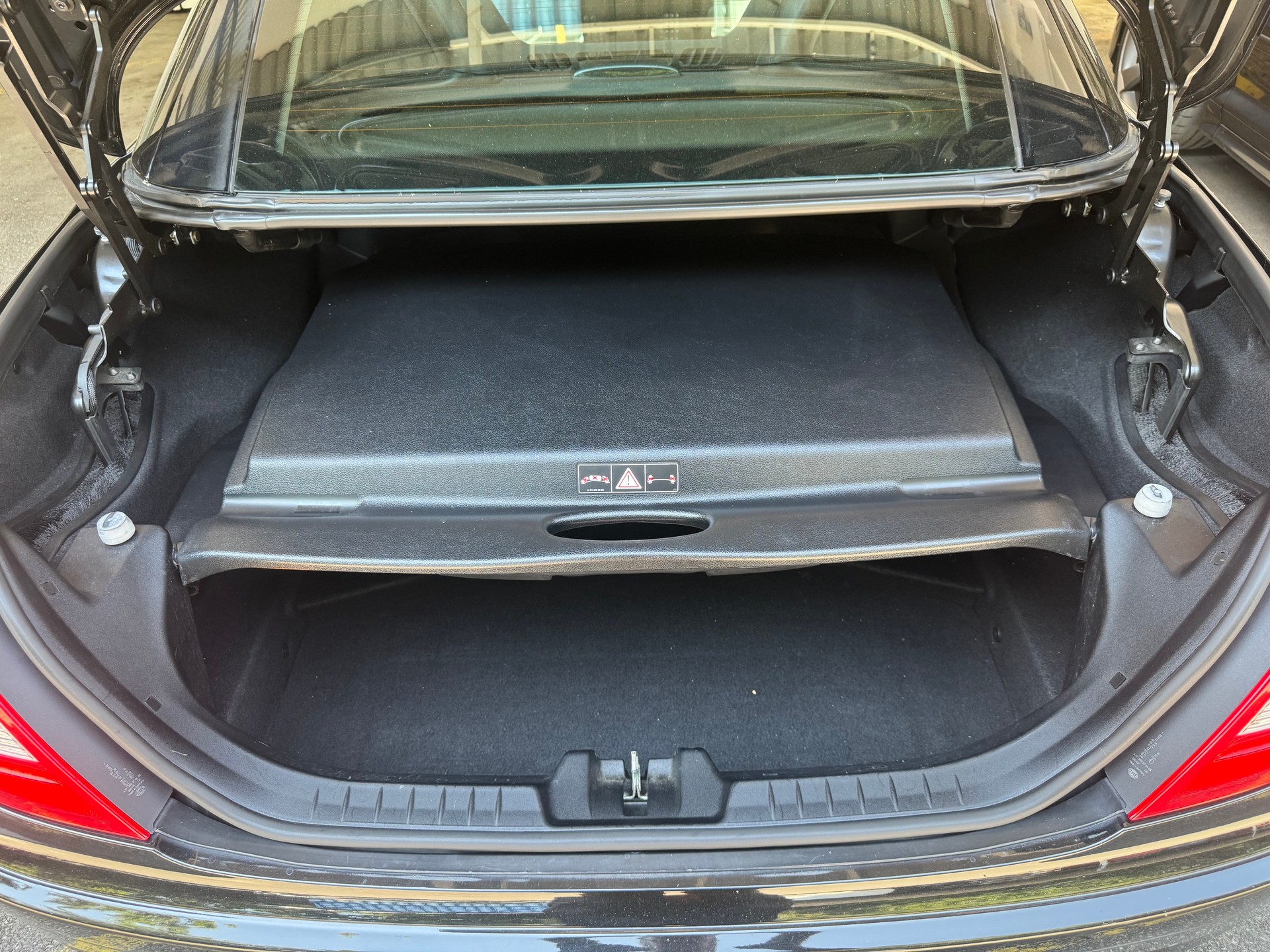 MERCEDES-BENZ SLK 350 V6-image-9