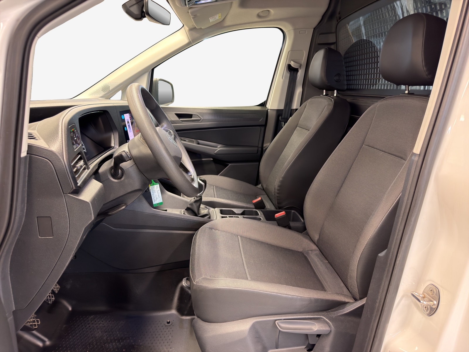 VW Caddy Cargo 2.0TDI-image-7
