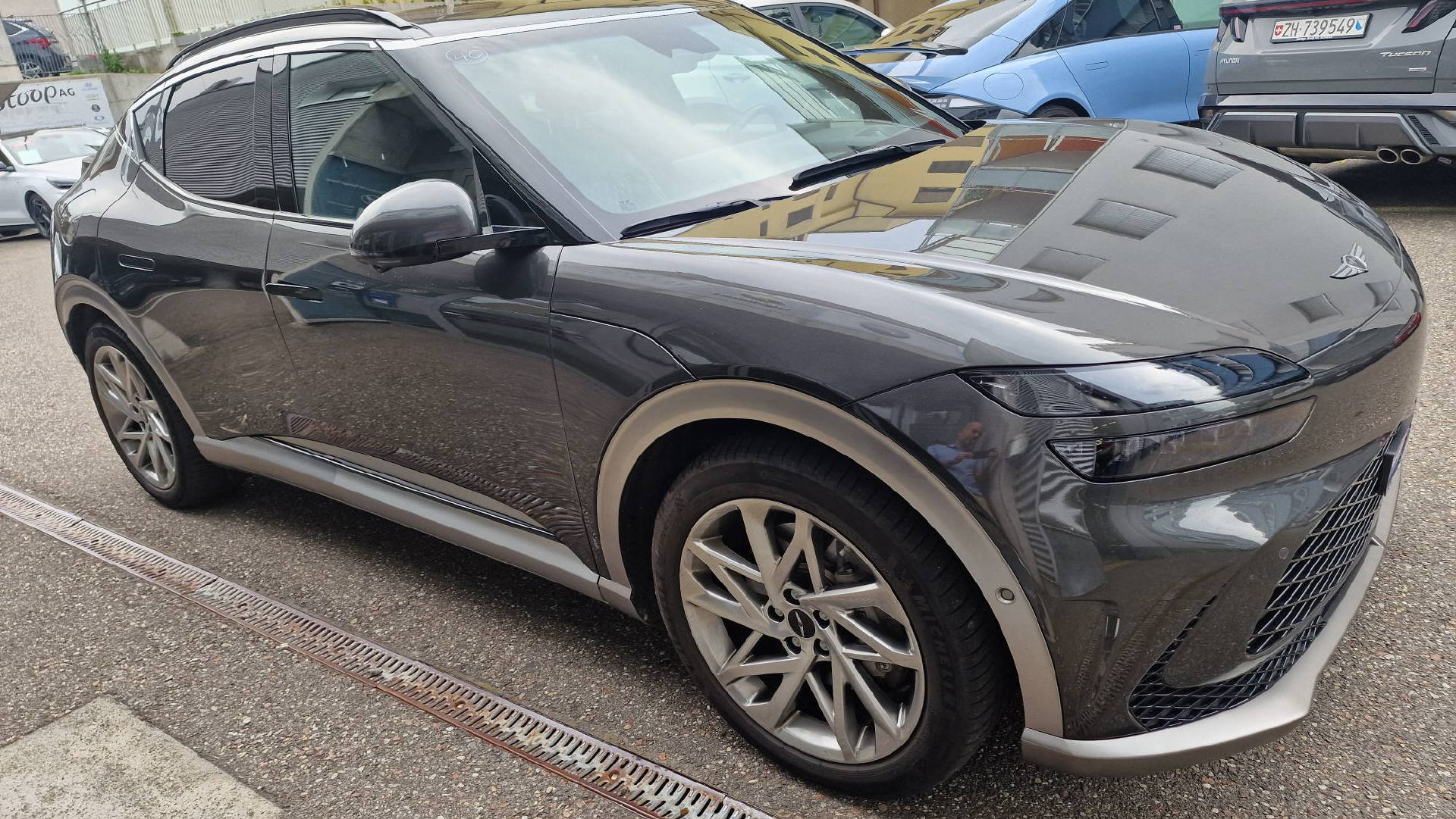 GENESIS GV60 Dual Motor Sport AWD-image-5