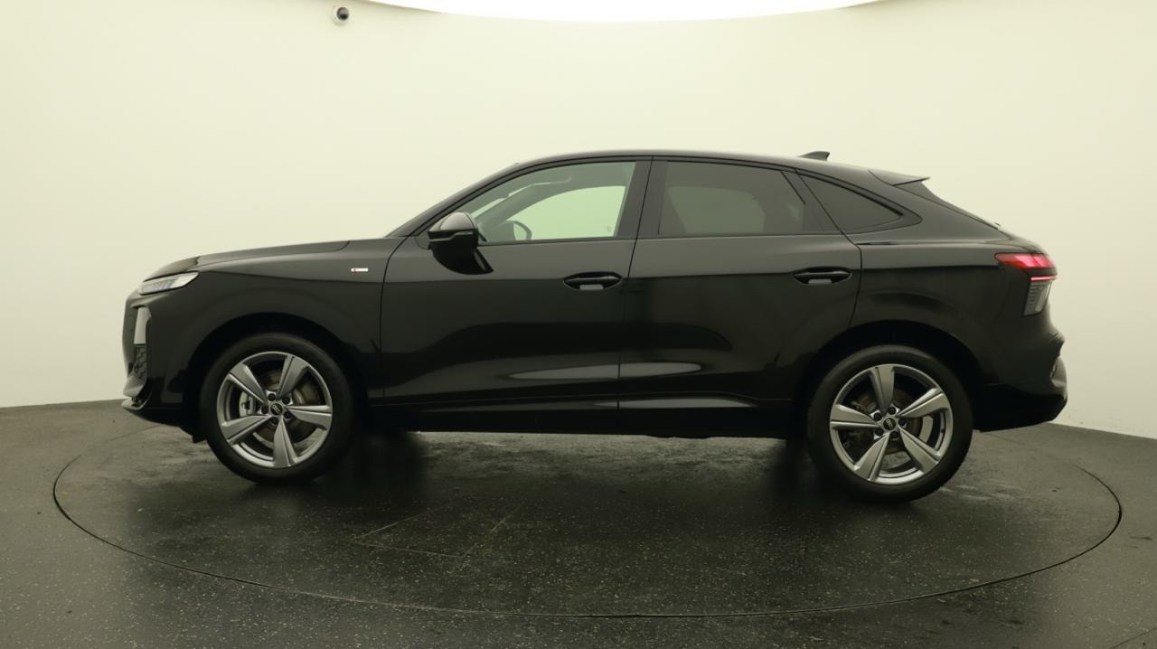 AUDI Q3 Sportback TFSI quattro S line 150 kW S-tronic-image-1