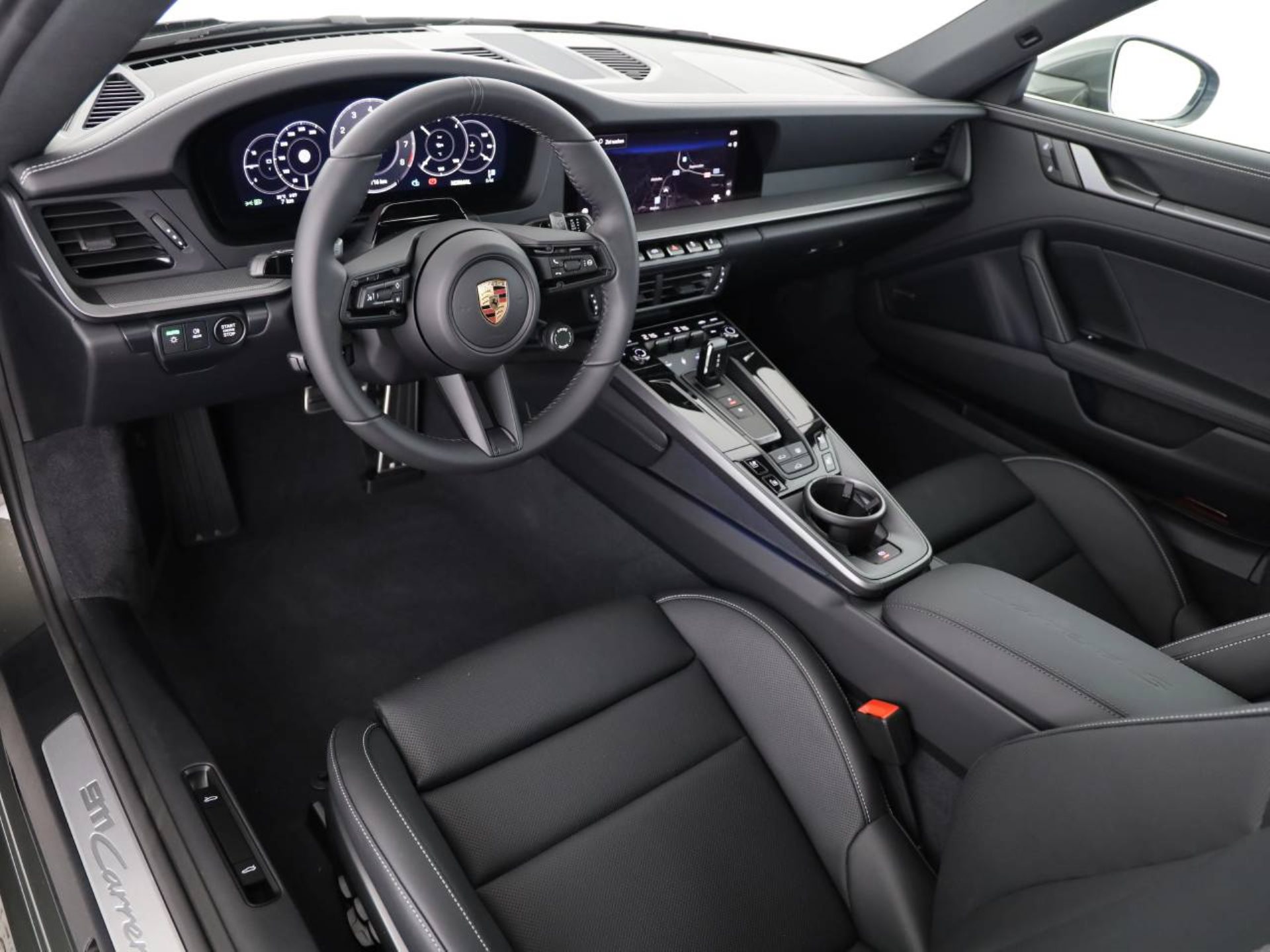 PORSCHE 911 Carrera S-image-9