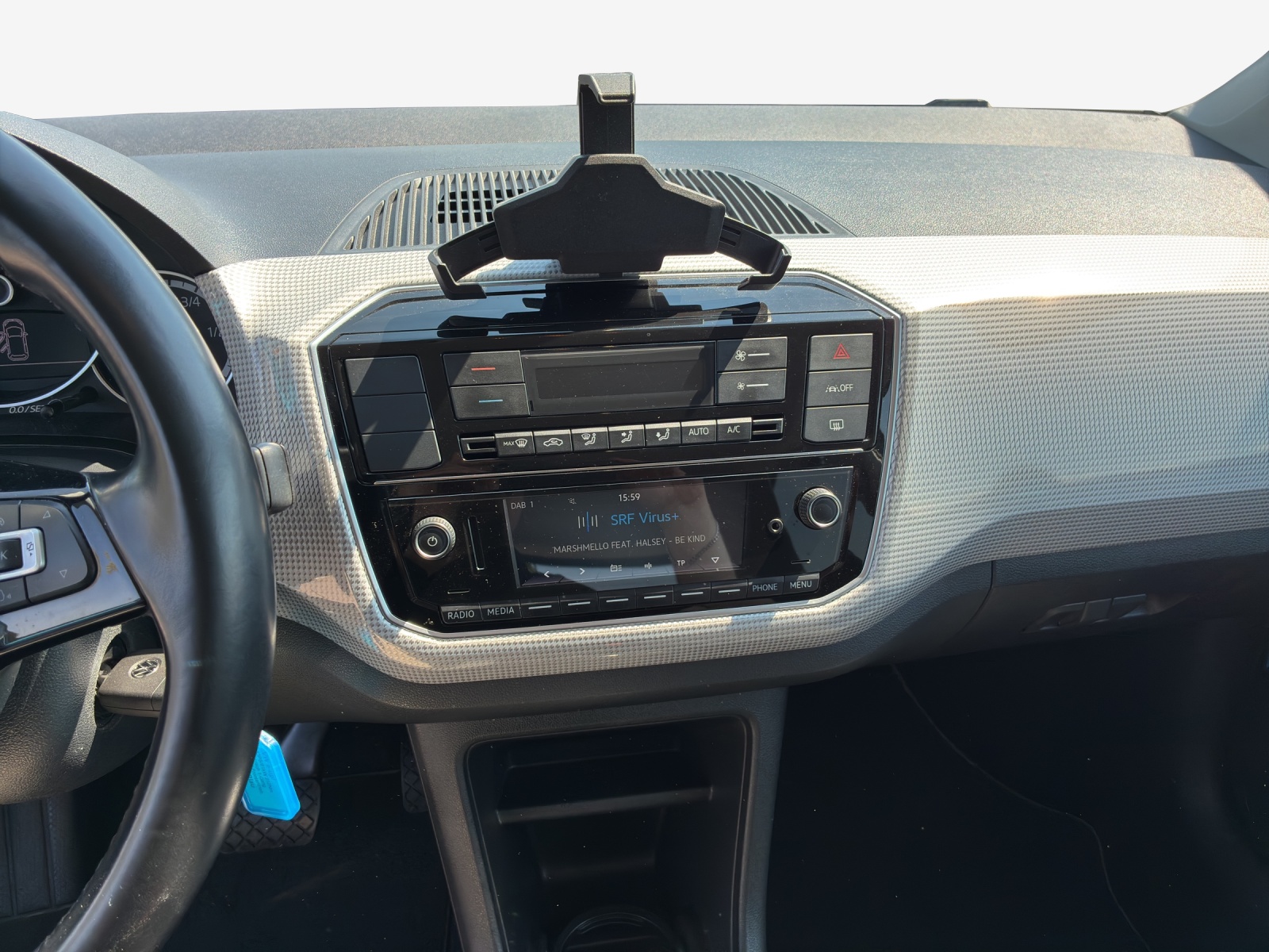 VW e-Up-image-11