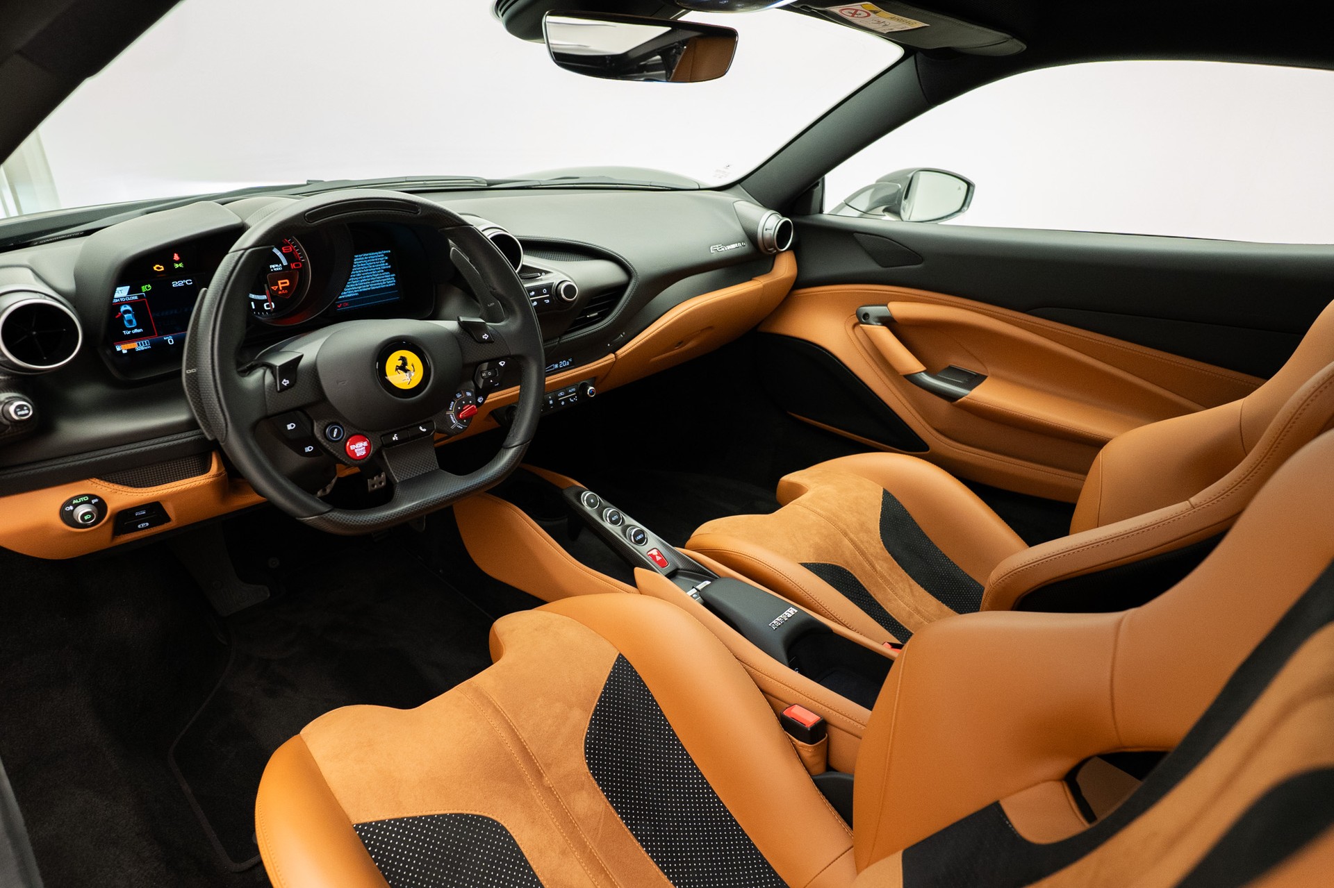 FERRARI F8 Tributo-image-5