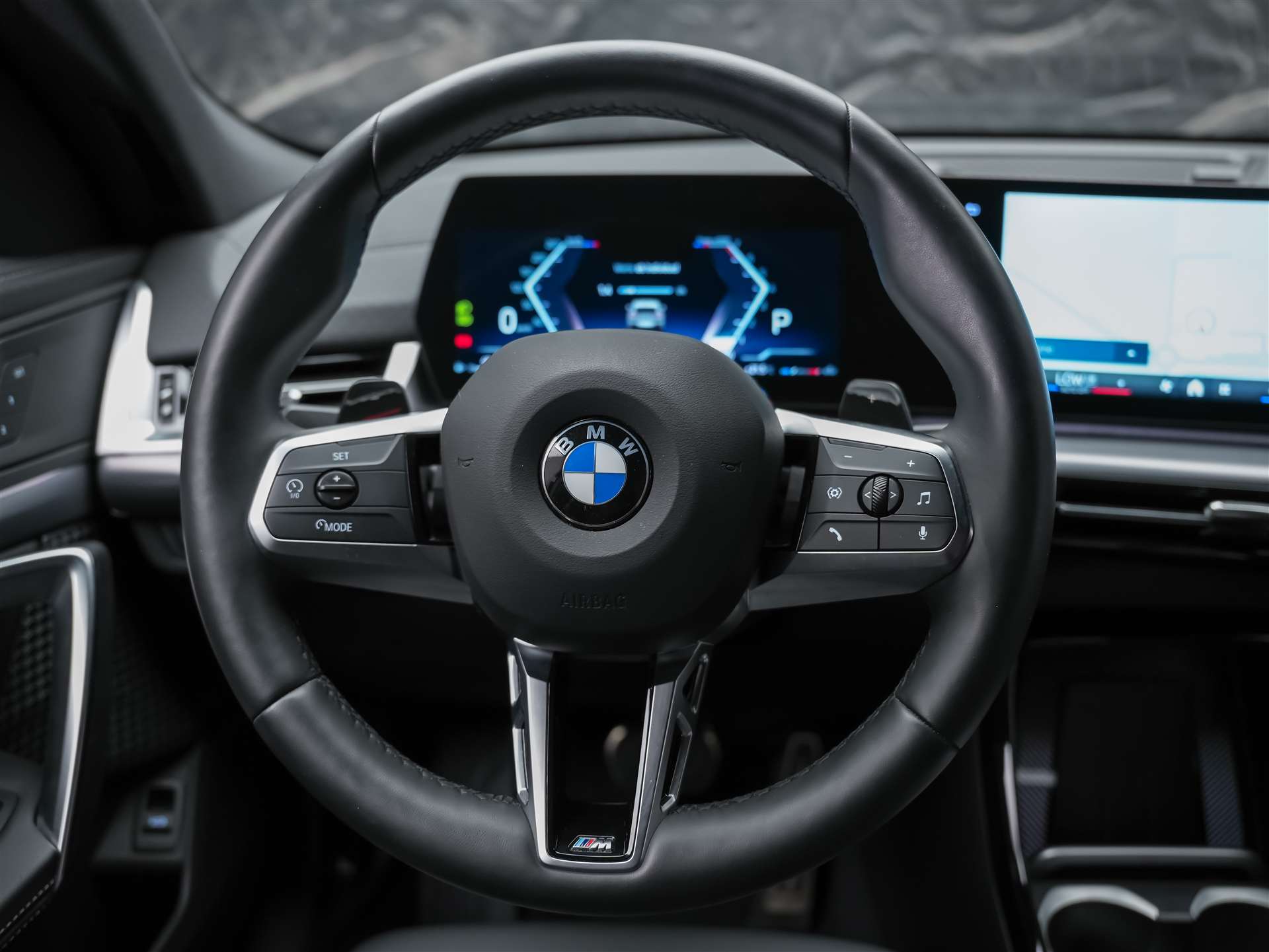 BMW X2 sDrive 20i M Sport *Werksgarantie*El. Sitze mit Memory*Lenkradheizung*-image-24