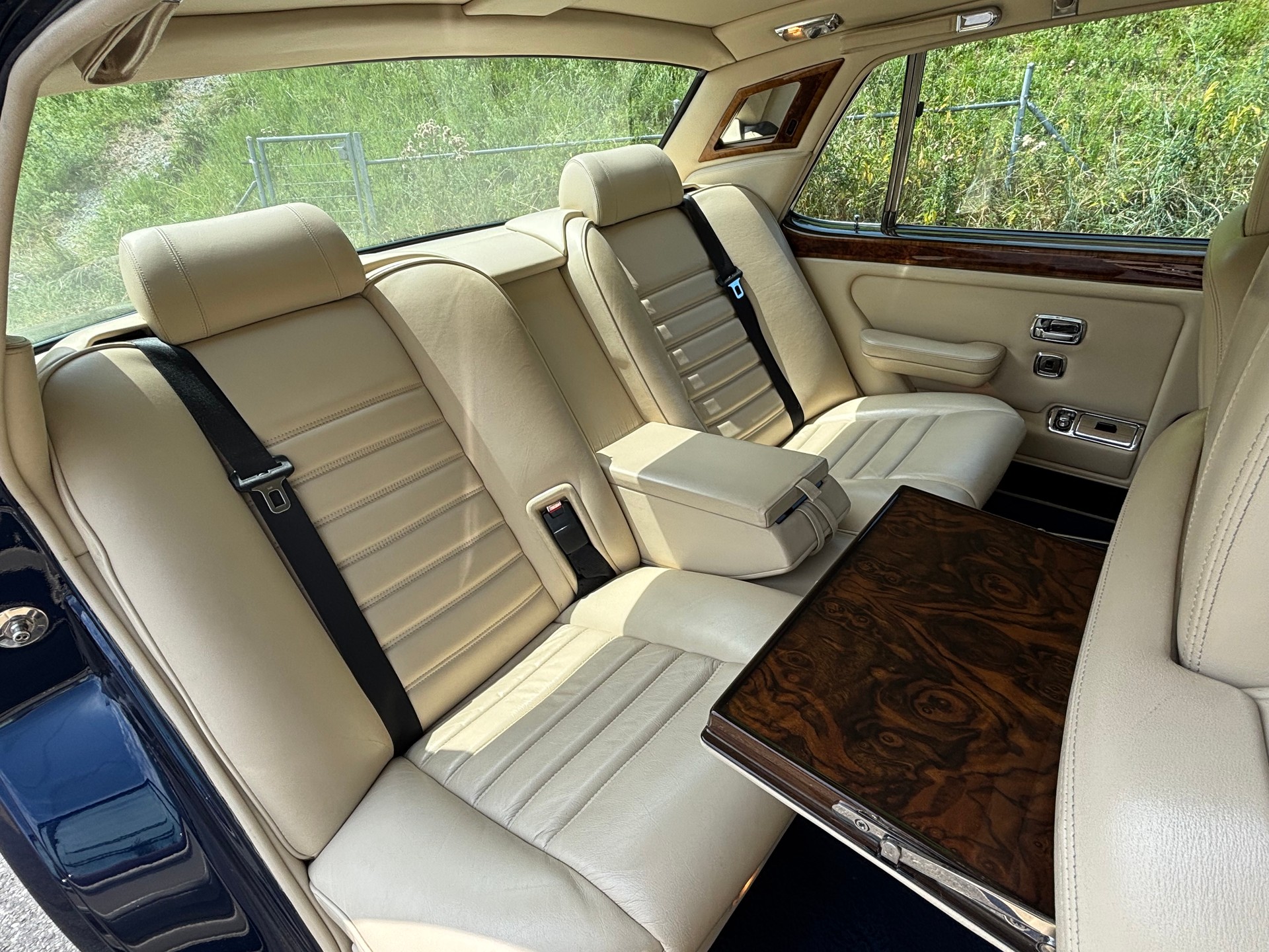 BENTLEY Turbo R LWB-image-3