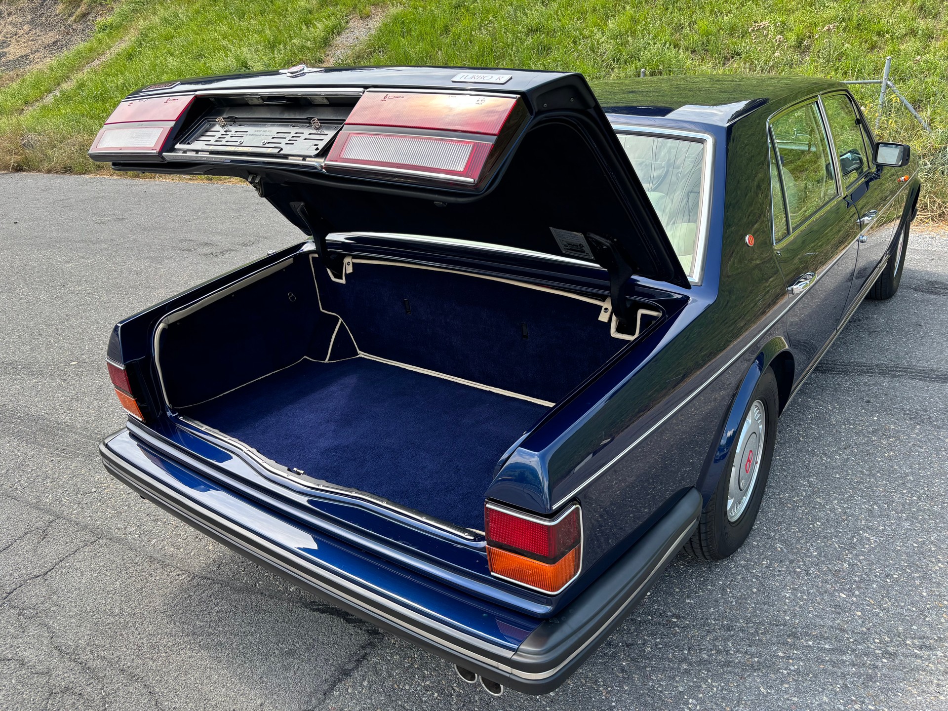 BENTLEY Turbo R LWB-image-2
