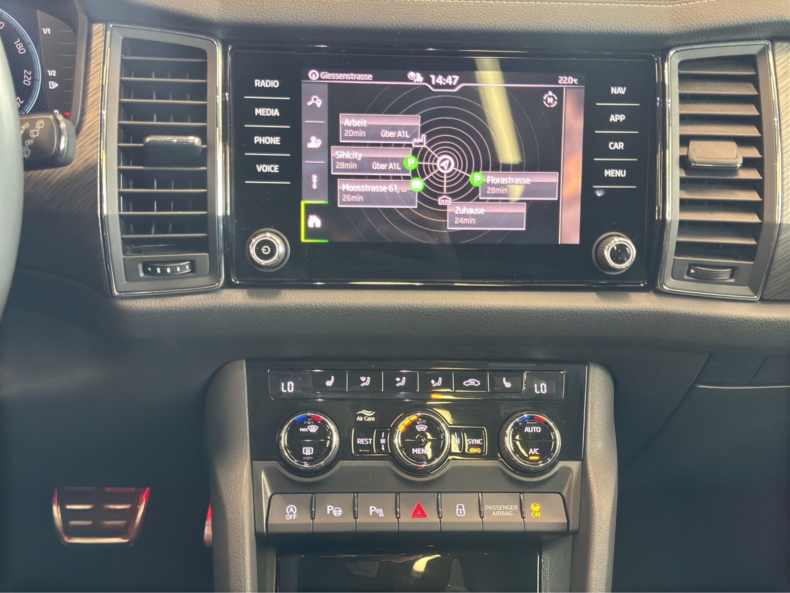 SKODA Kodiaq 2.0 TSI 4x4 Style-image-10
