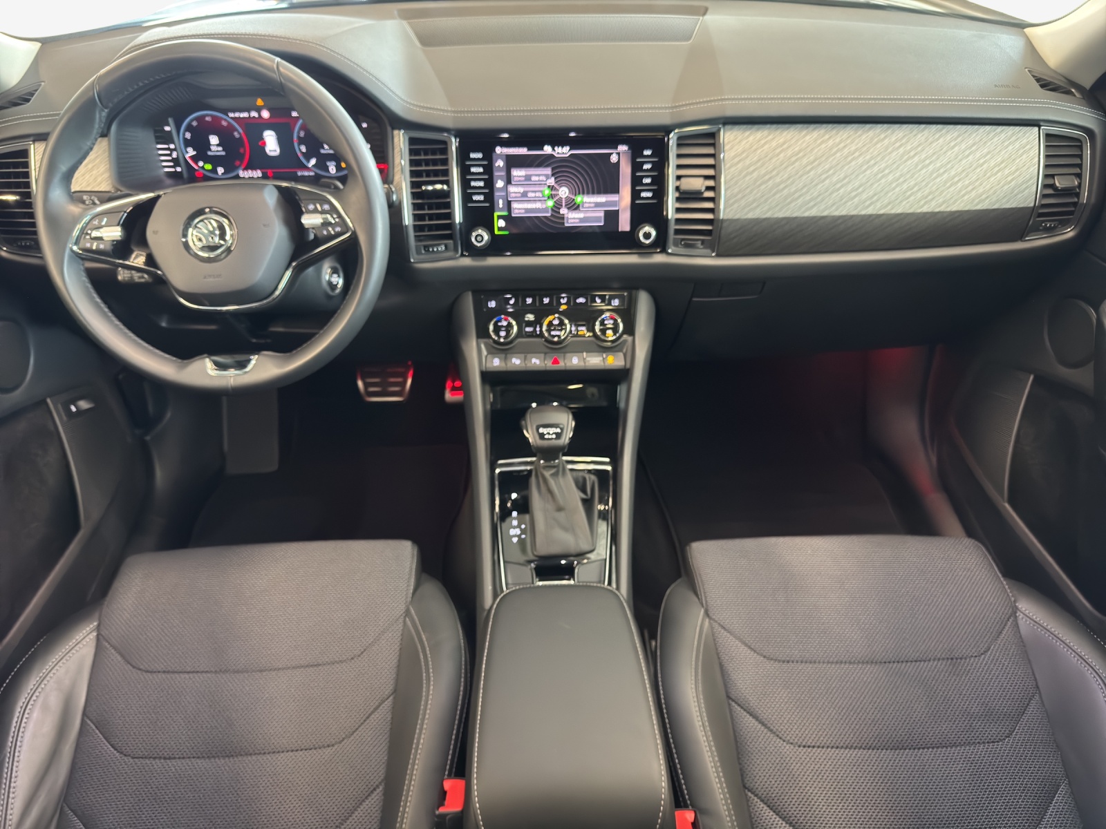 SKODA Kodiaq 2.0 TSI 4x4 Style-image-8