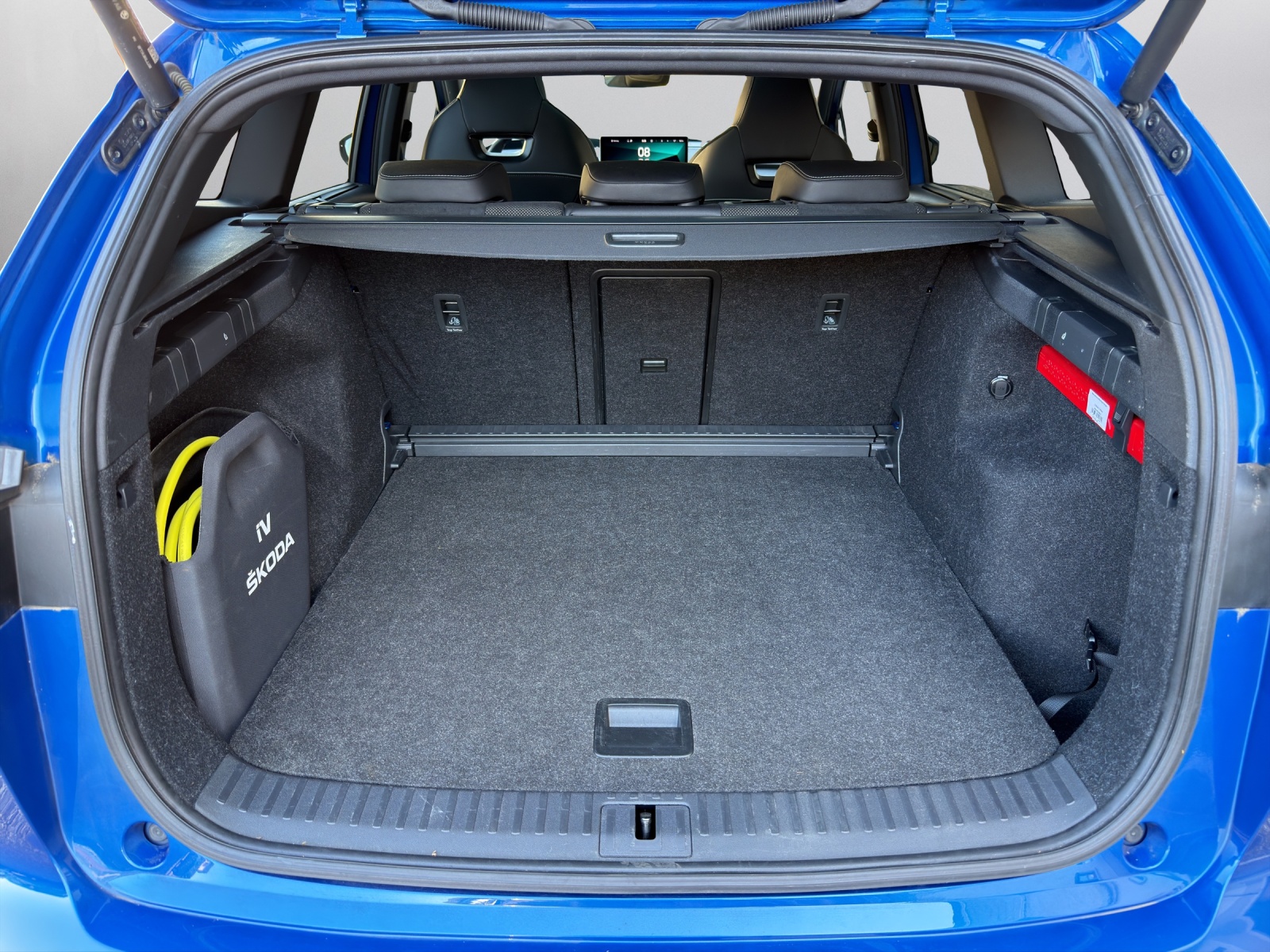 SKODA Enyaq iV 80 SportLine-image-13