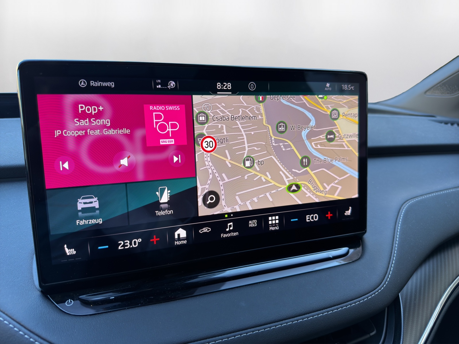 SKODA Enyaq iV 80 SportLine-image-8