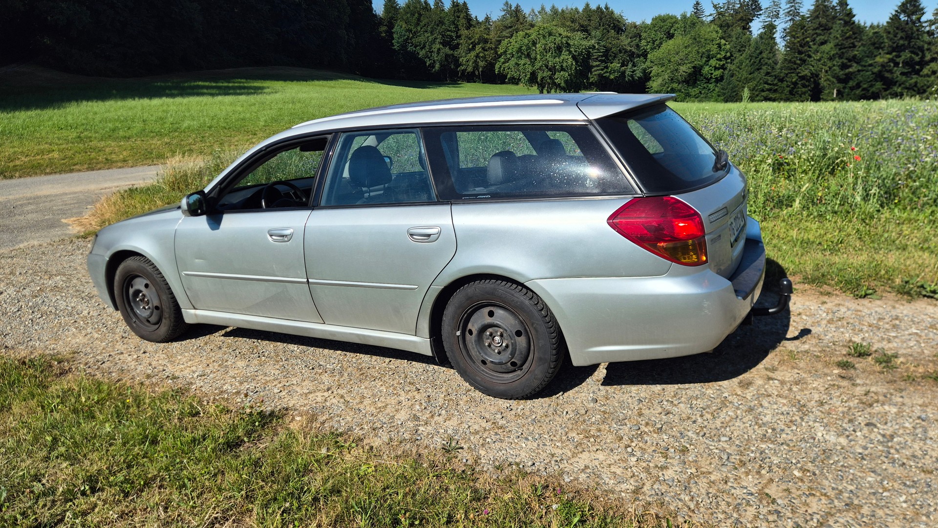 SUBARU Legacy 2.5i AWD Limited Automatic-image-3