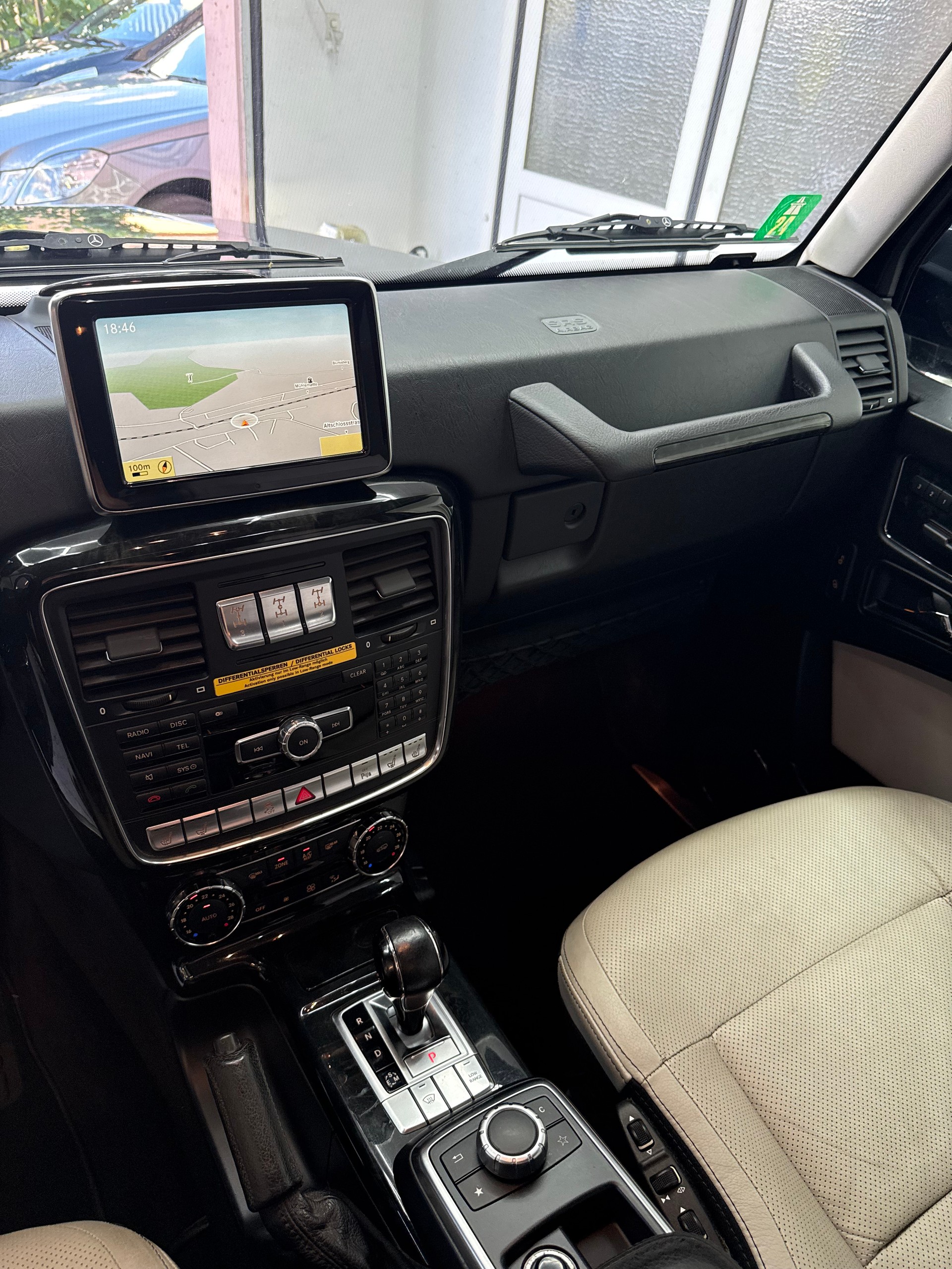 MERCEDES-BENZ G 350 BlueTEC 7G-Tronic-image-14