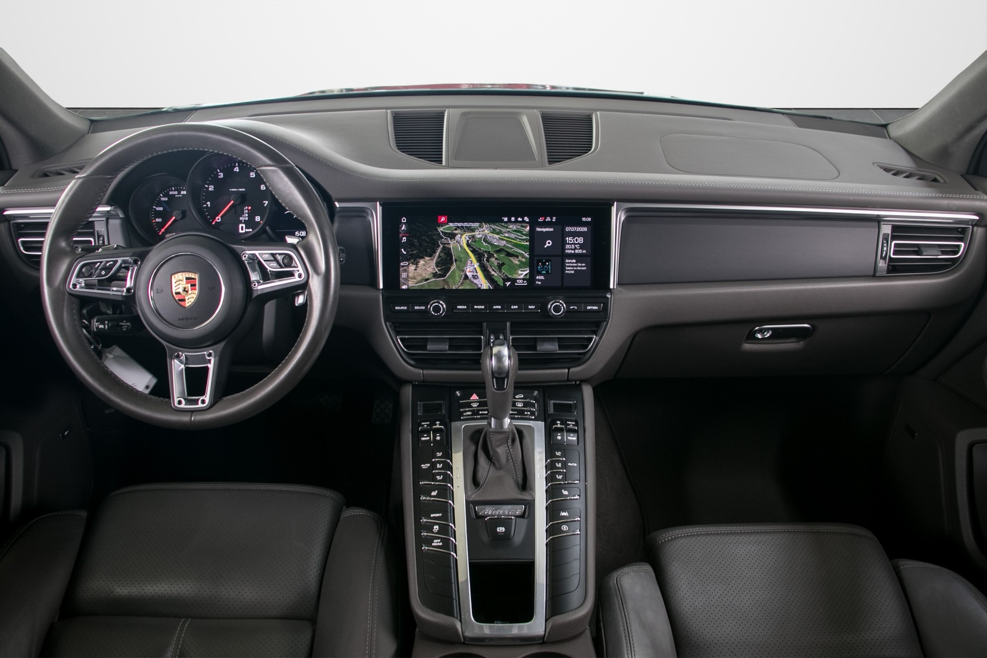 PORSCHE Macan PDK-image-3