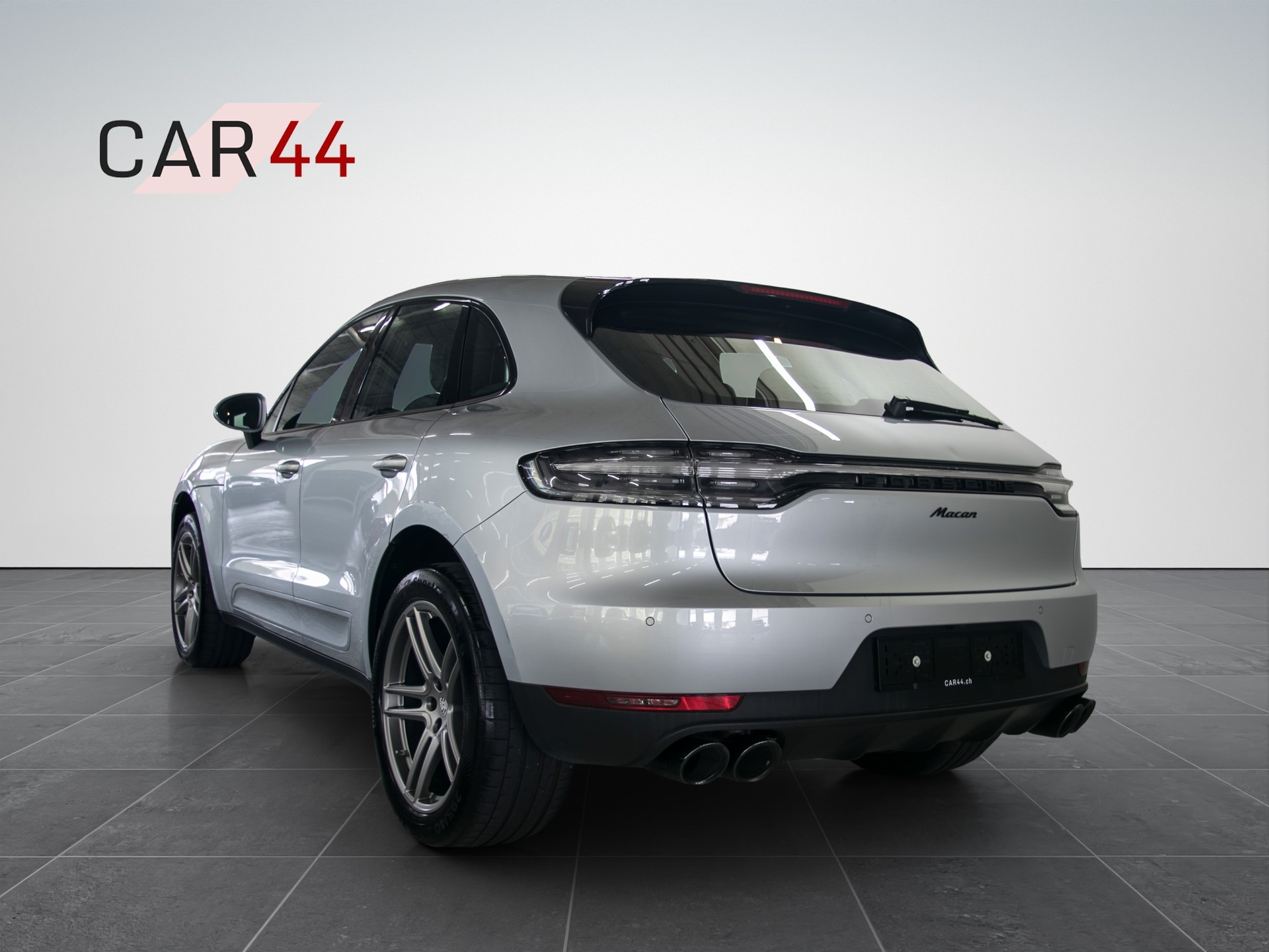 PORSCHE Macan PDK-image-2