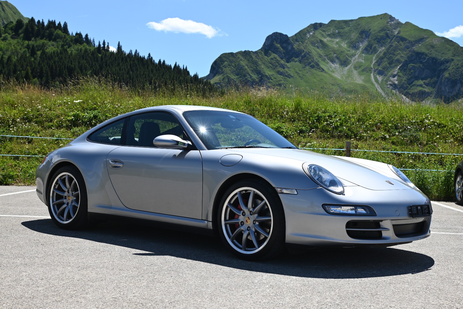 PORSCHE 911 Carrera 4S-image-6