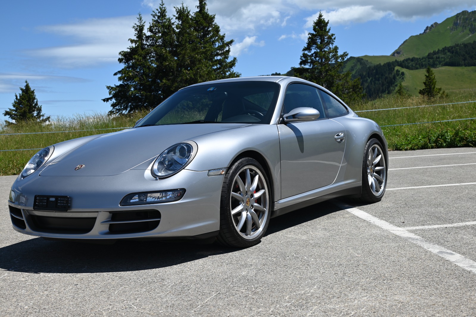 PORSCHE 911 Carrera 4S-image-0