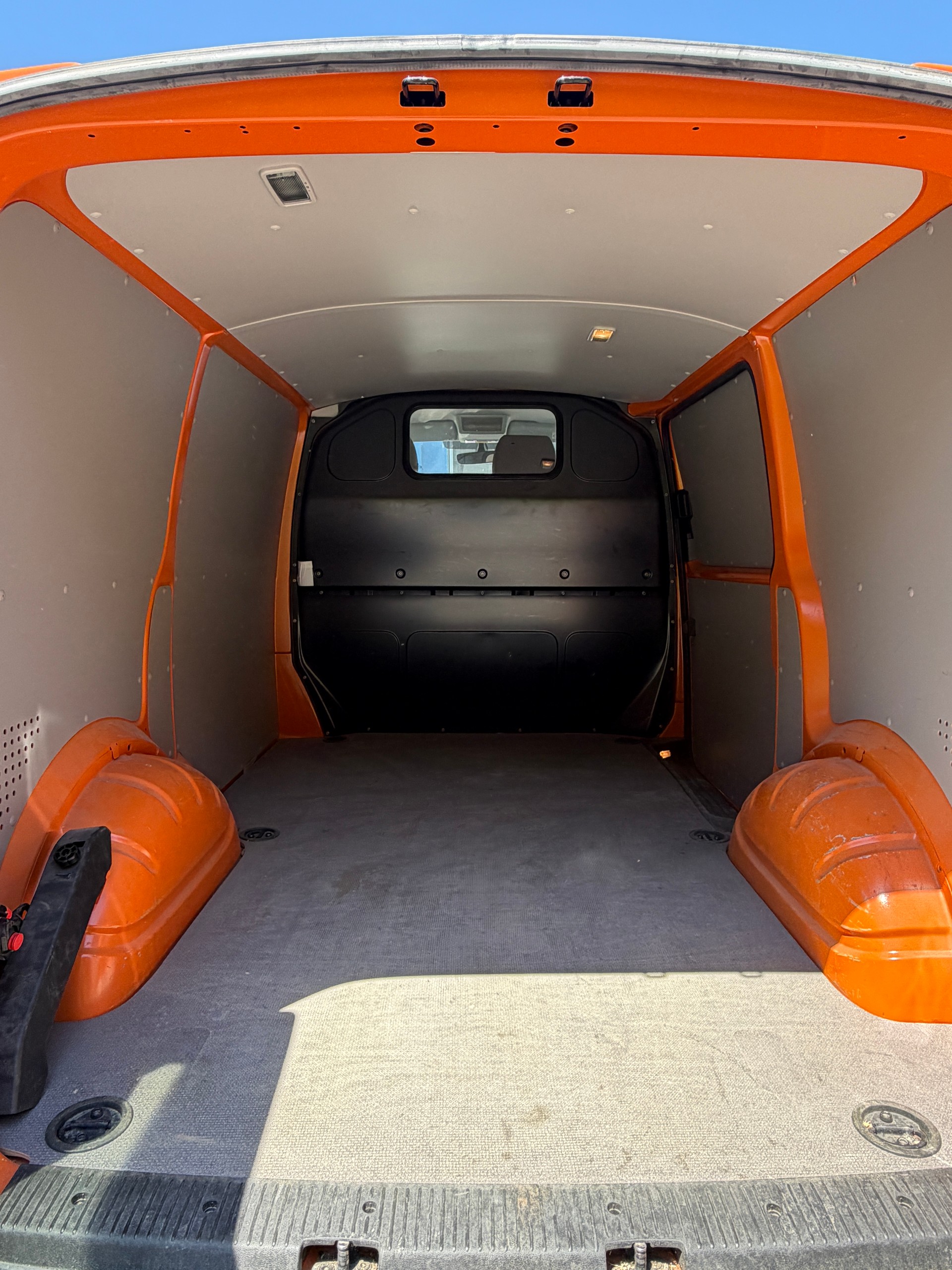 VW T6.1 2.0 TDI 4Motion-image-4