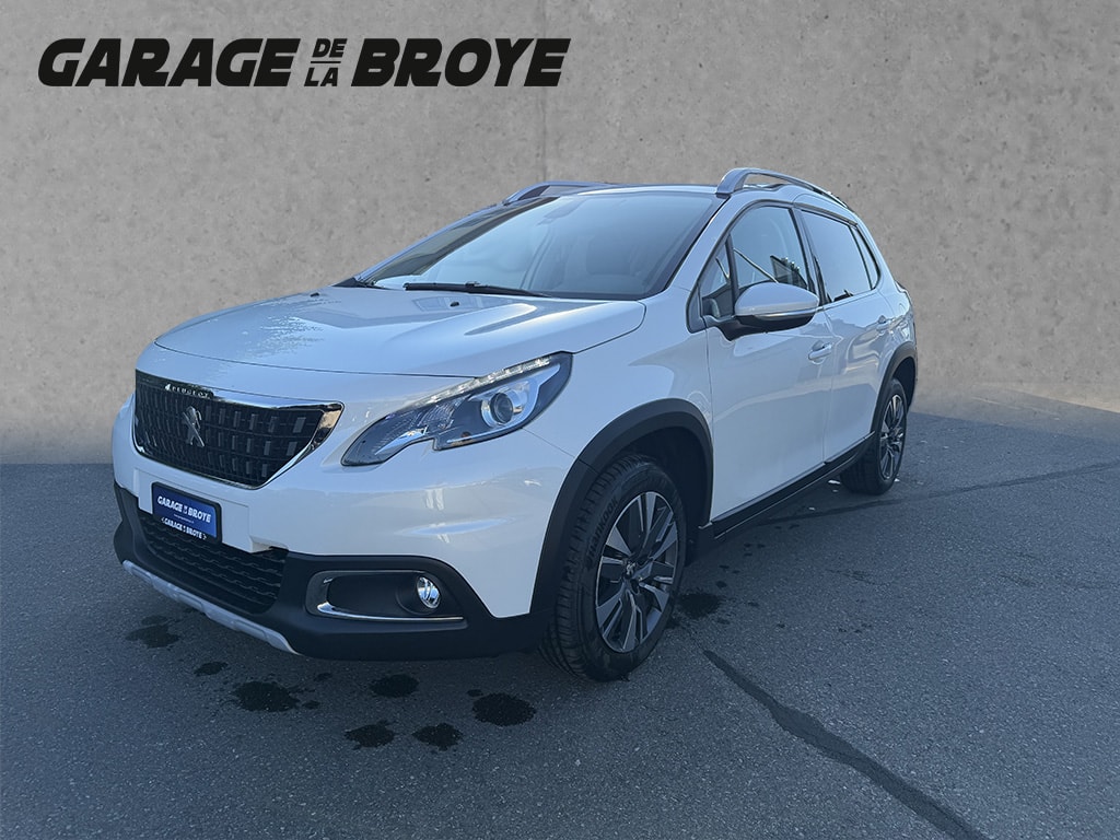 PEUGEOT 2008 1.2 PureTech 110 Allure S-image-6