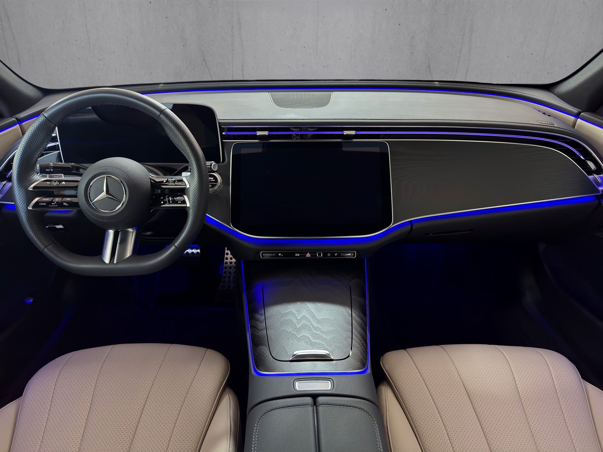 MERCEDES-BENZ E 200 9G-Tronic AMG Line "360°Kamera-Distronic-Totwinkel"-image-10