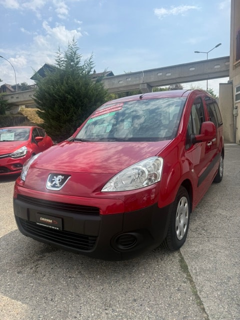 PEUGEOT Partner 1.6 e-HDI Trendy EGS6-image-2