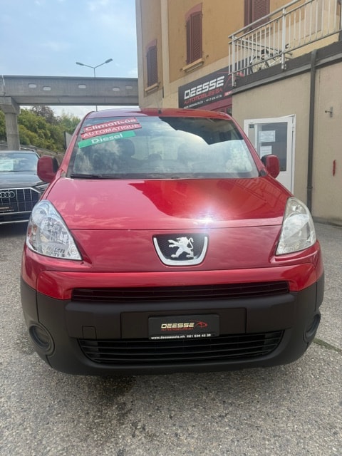 PEUGEOT Partner 1.6 e-HDI Trendy EGS6-image-1